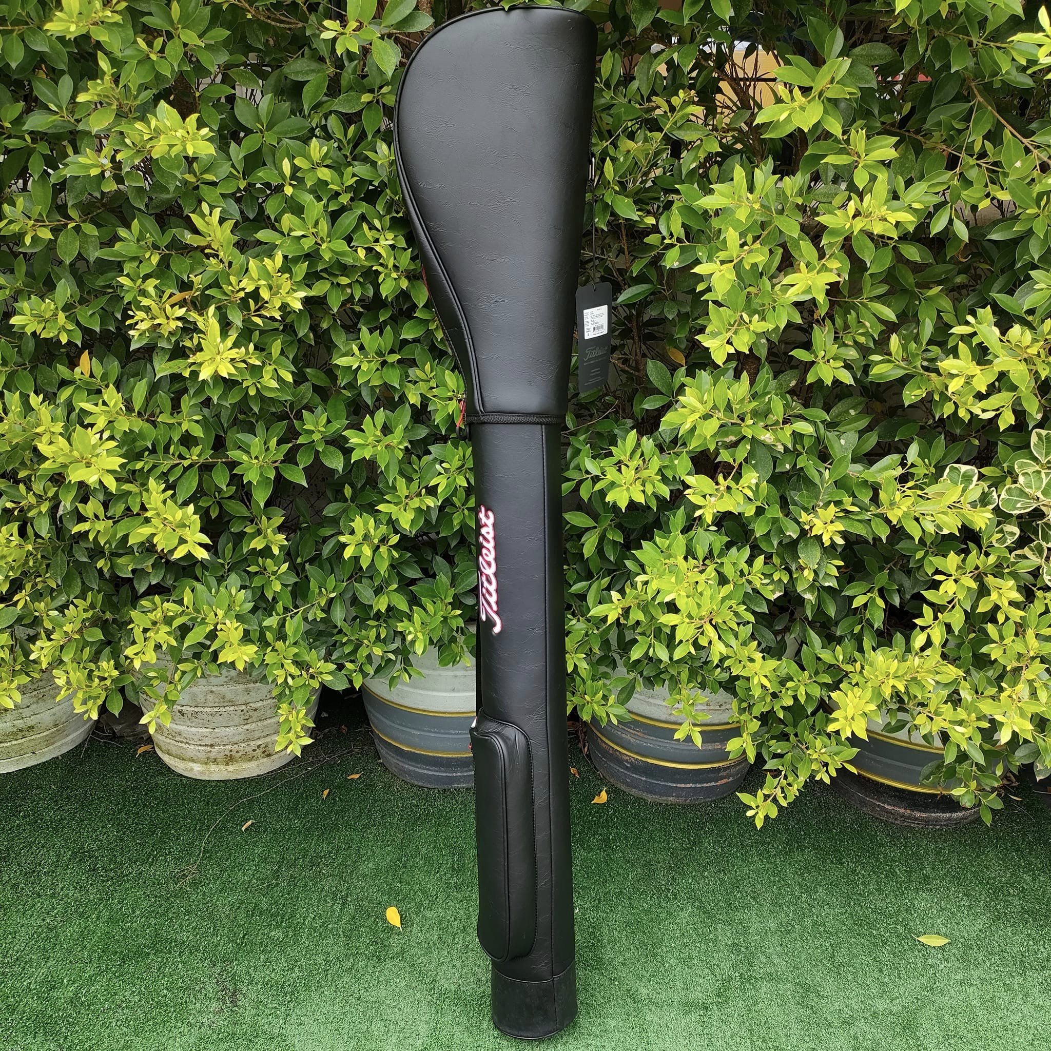ของล้างสต๊อค!!! ถุง HALF SET TITLEIST เก็บจากห้าง มีรอยนิดหน่อย ไม่เคยใช้งาน ใหม่มือหนึ่ง ลดสุด 70% พลาดไม่ได้!!!