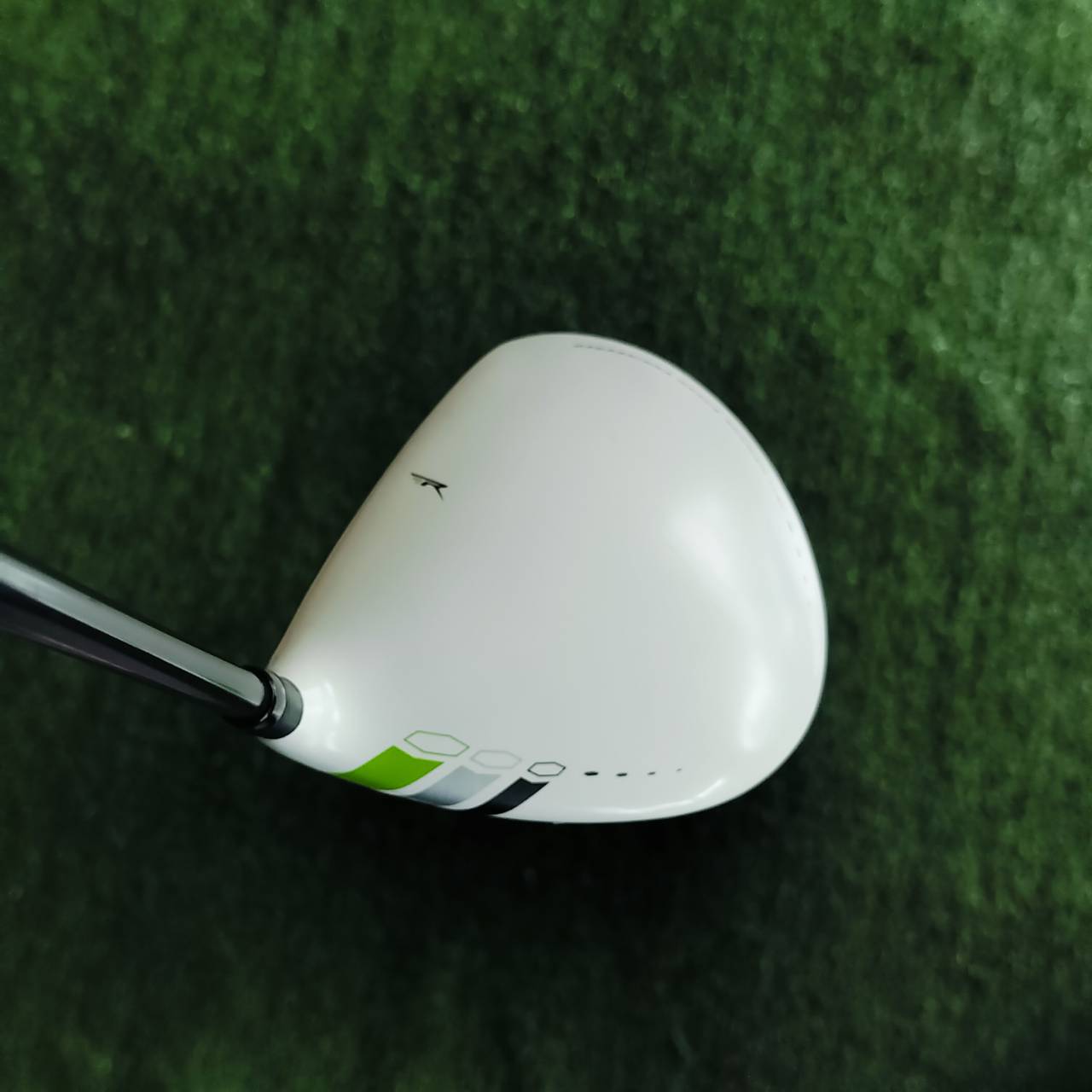 DRIVER TAYLORMADE RBZ องศา 10.5 ก้าน MATRIX Xcon-5 FLEX S หัวขาว หน้าดำ หน้ากว้างมาก ไม้กอล์ฟพรีเมี่ยมมือสอง ของแท้ By NakaraLuxurious