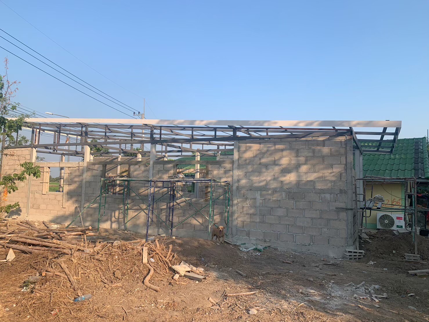 งานสร้างบ้านให้สามเณรพราหมณ์