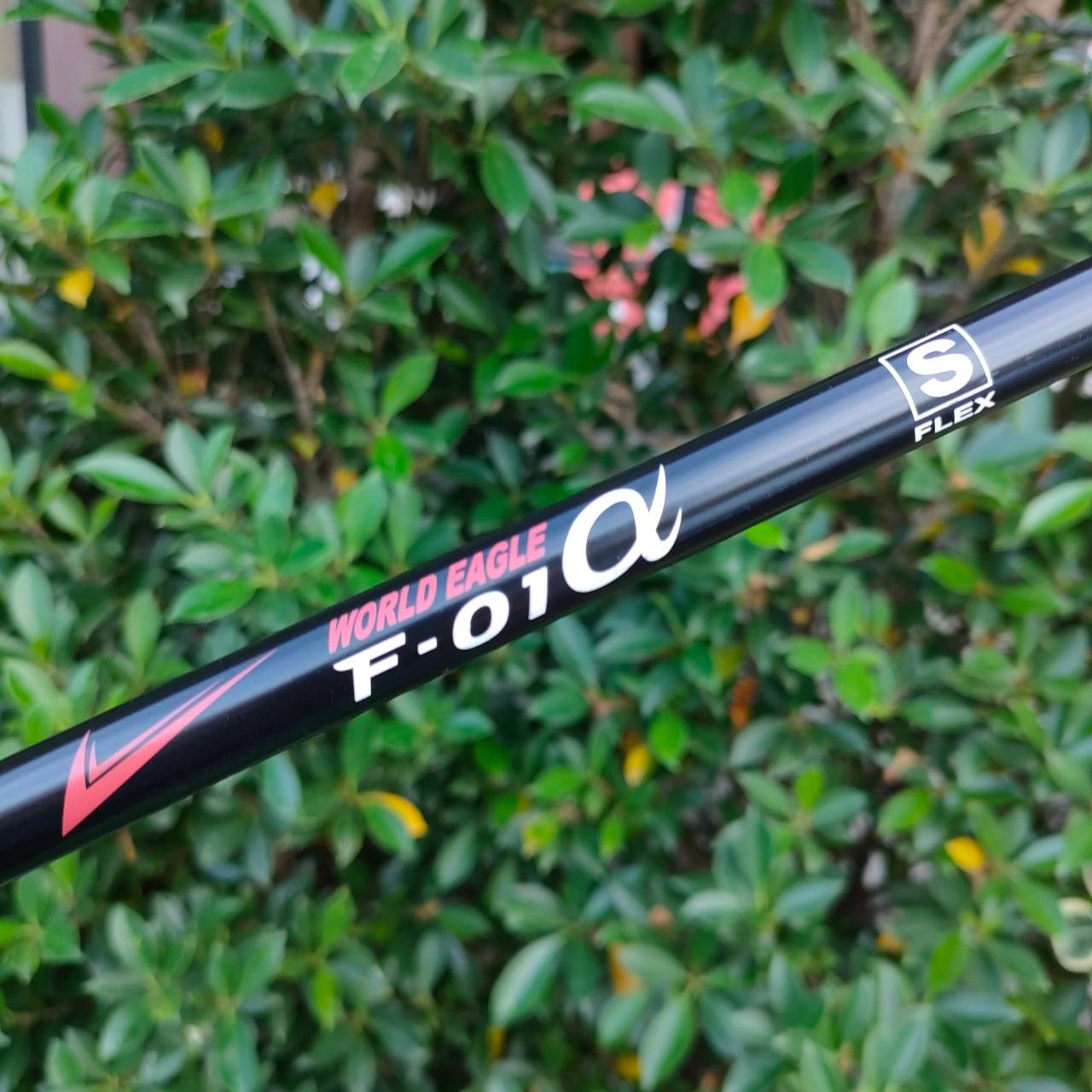 DRIVER WORLD EAGLE F-01 ก้าน WORLD EAGLE F-01 FLEX S องศา 10.5 วัสดุ เบต้าไทเทเนี่ยม หน้าเด้ง หัวใหญ่า ตีง่าย ตีไกล