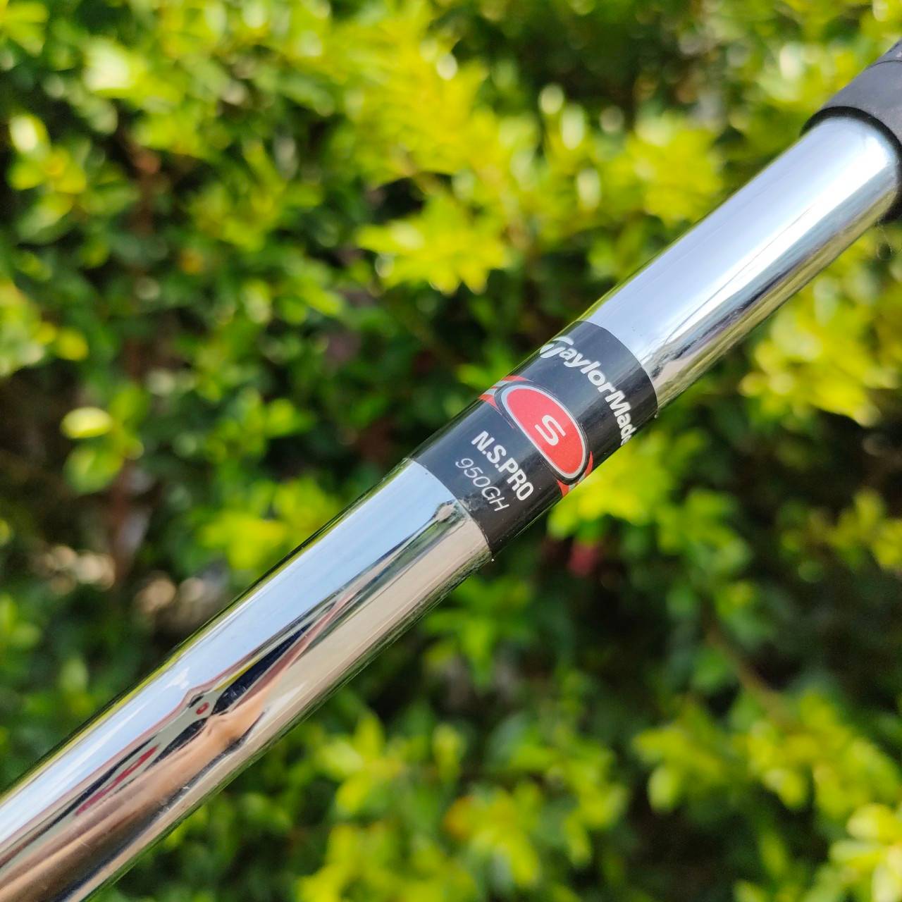 ชุดเหล็ก TAYLORMADE BURNER มีเหล็ก 4-9 เเละ PW ก้าน N.S.PRO 950GH FLEX S ก้านเหล็กเบา คุณภาพสูงจัดๆเลยครับ ชุดนี้นำเข้าจากญี่ปุ่นครับ
