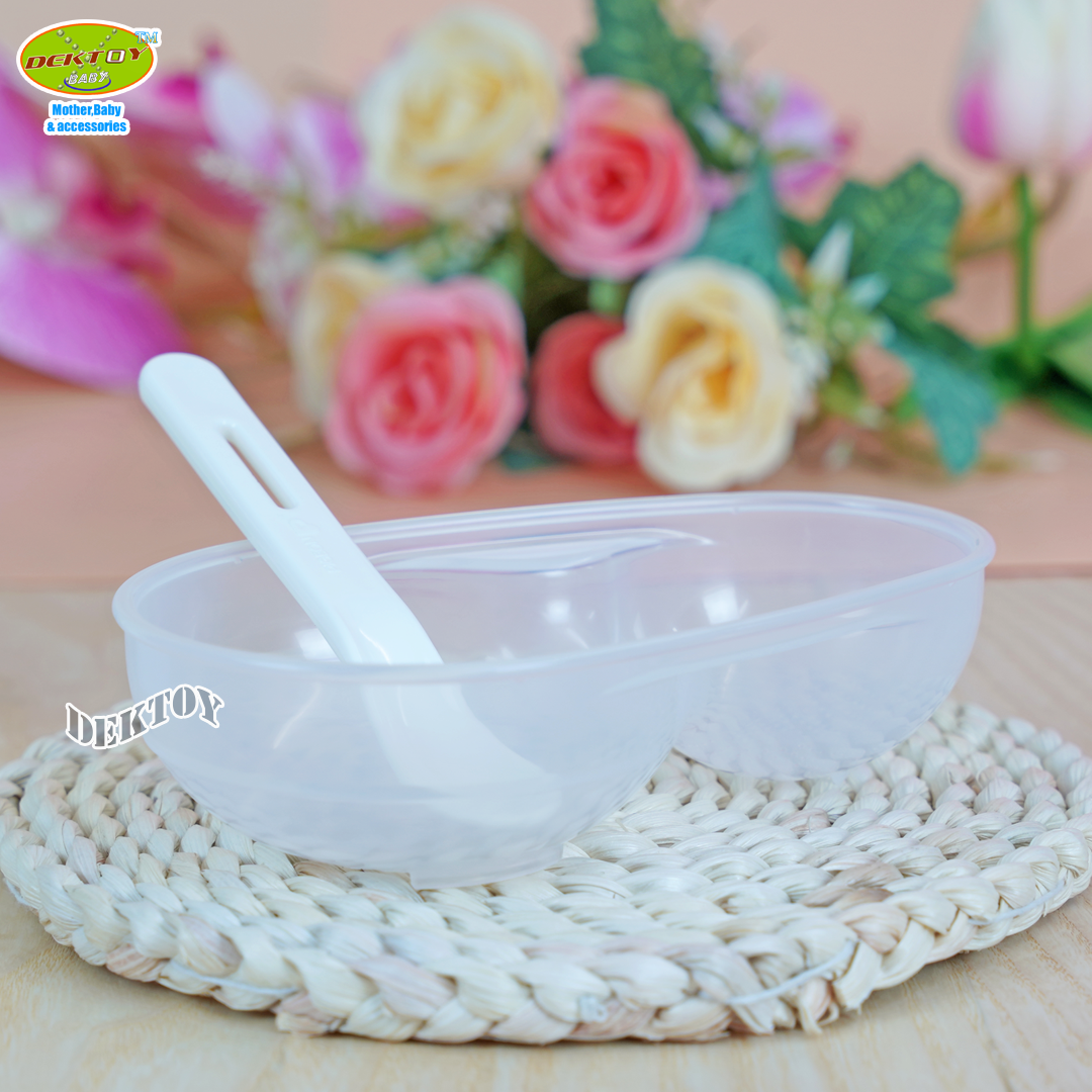 Pigeon พีเจ้น ชามบดอาหารพร้อมช้อน PP - Feeding Dish