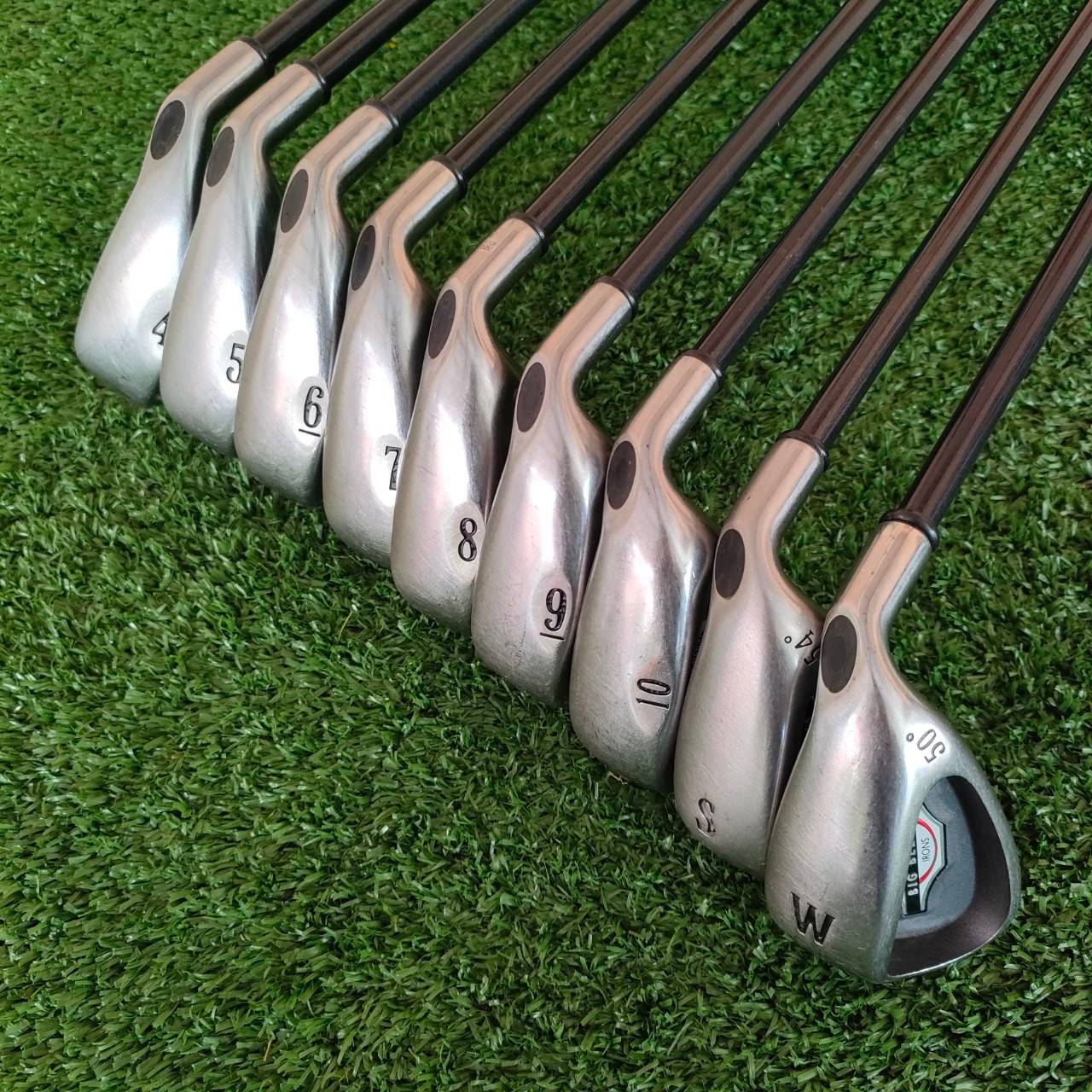 ชุดเหล็ก CALLAWAY BIG BERTHA มีเหล็ก 4-10 เเละ SW W ก้าน RCH 75 i FLEX R ตีง่ายมากๆเพราะใบใหญ่ Cavity ลึกมากๆ ก้านเจาะทะลุ ทุกชิ้น ได้ความรู้สึกดีมาก ท่านที่หาเหล็กตีง่ายๆ คุณภาพ ระดับมาตรฐาน ไม่อยากใช้เหล็กจีน ต้องชุดนี้เลยครับ พลาดไม่ได้ ตีดีมากๆครับ