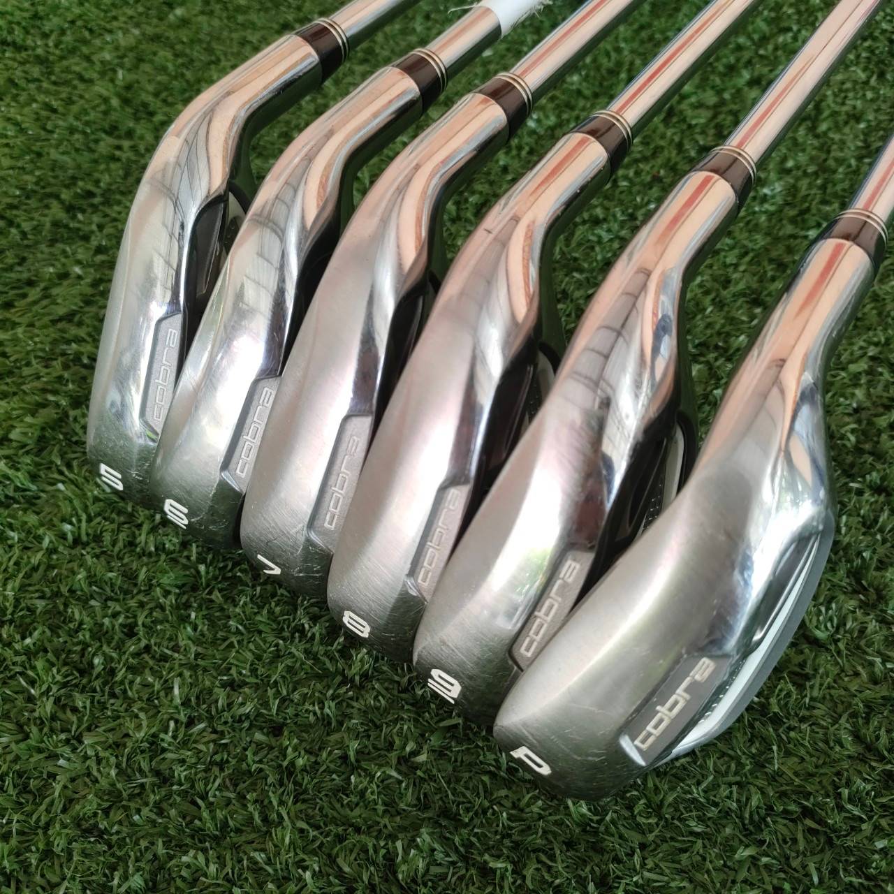 ชุดเหล็ก COBRA AMP CELL มีเหล็ก 5 - 9 เเละ PW ก้าน N.S.PRO 950 GH FLEX S คุณสมบัติพิเศษทรงประสิทธิภาพของ AMP CELL IRONS ไม้กอล์ฟมือสอง ของแท้ BY NakaraLuxurious
