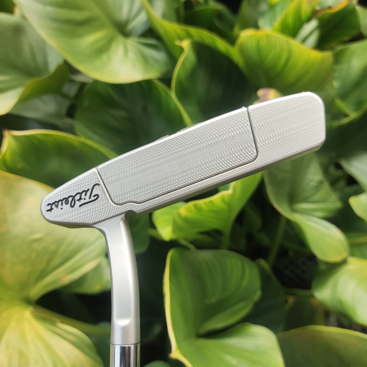 PUTTER Scotty Cameron Special Select Newport 2.5 Mid‑milled face pattern & vibration dampening