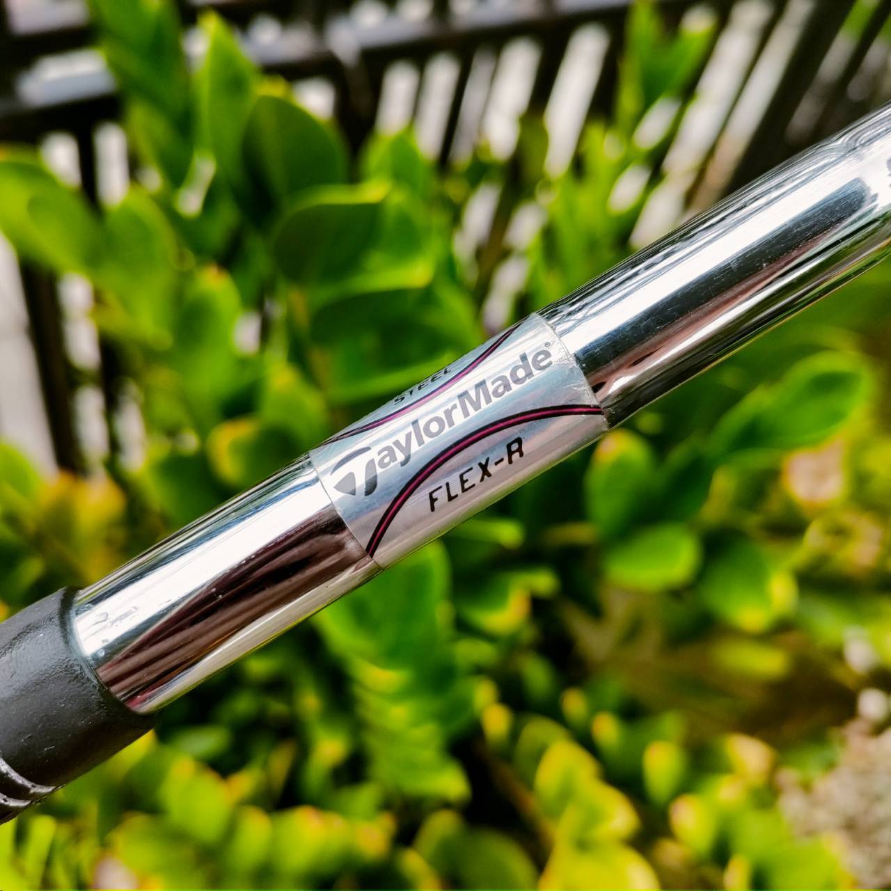 * ขาดเหล็ก 8 แต่มี AW * ชุดเหล็ก Taylormade 320 SERIES ก้านเหล็ก Taylormade ก้านเบา LIGHT WEIGHT FLEX R มีเหล็ก 3 4 5 6 7 9 P A S ตีลูกลอยง่าย ตีโดนง่าย และไกลมากๆ ชดเชยความผิดพลาดสูงสุด ไม้กอล์ฟพรีเมี่ยมมือสอง ของแท้ By NakaraLuxurious