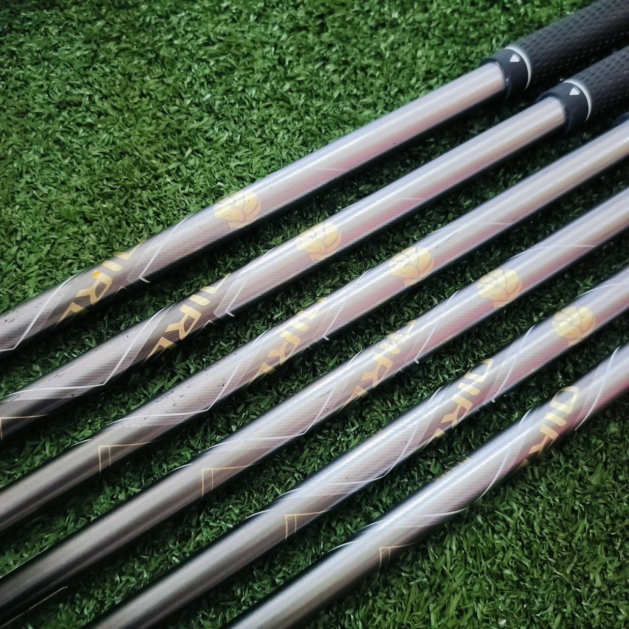 🏌️ชุดเหล็ก TAYLORMADE GLOIRE FORGED เวอร์ชั่นพรีเมี่ยมที่ยังคงทรงพลัง หรูหราขั้นสุด วางขายสำหรับตลาด JDM FORGED ญี่ปุ่นแท้ๆ ไม้กอล์ฟพรีเมี่ยมญี่ปุุ่นมือสอง ของแท้ By NakaraLuxurious