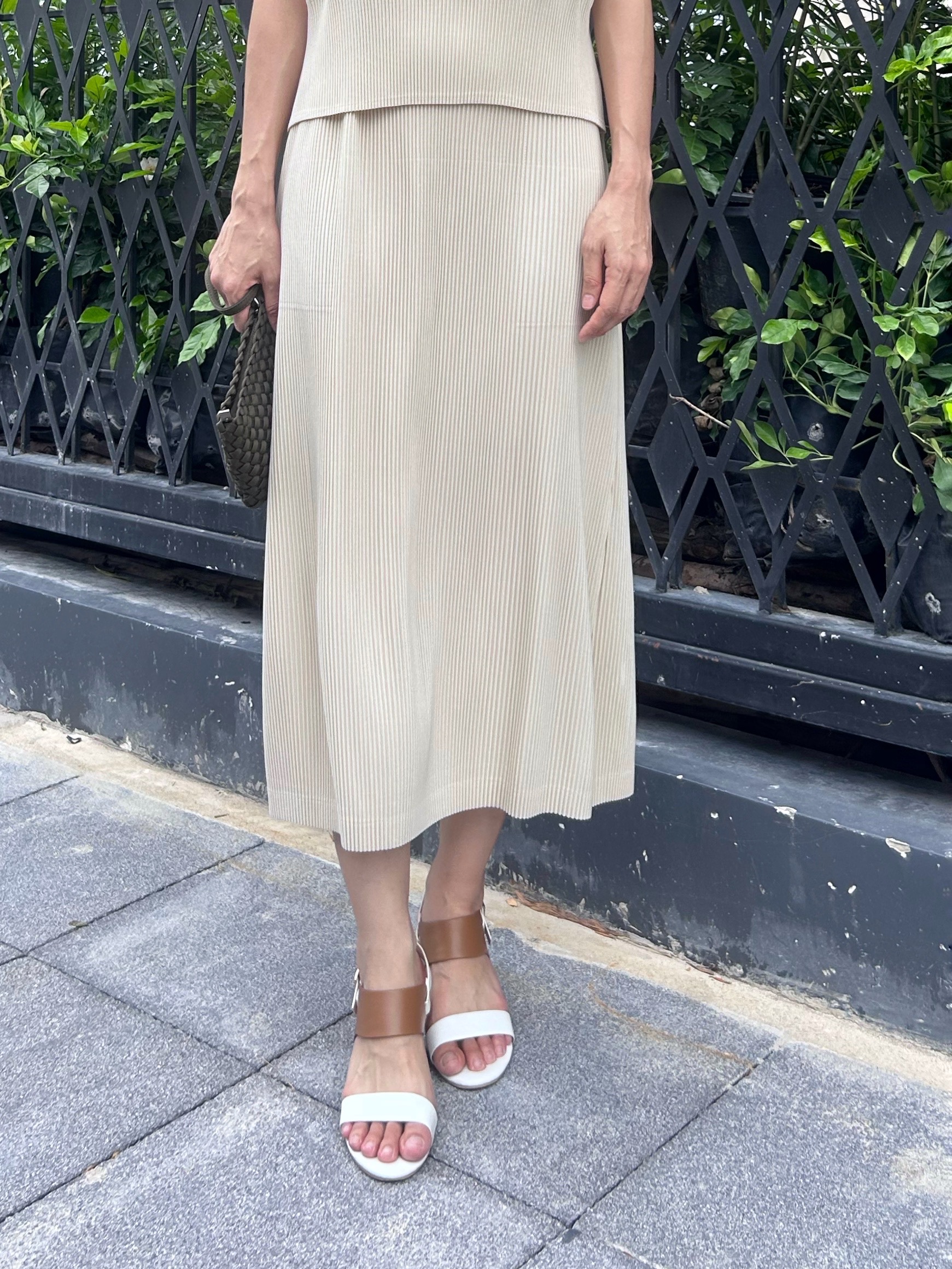 ยาว 33นิ้ว! 2MUAY รุ่น GJO1328 กระโปรงพลีทคุณภาพ THICK STRAIGHT PLEATED SKIRT 12 สี FREE SIZE