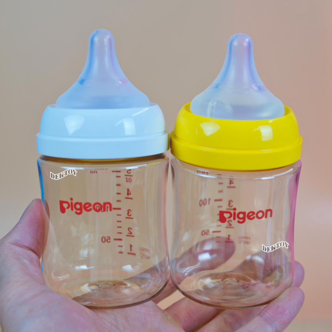 รุ่นใหม่ ไม่พิมพ์ลาย Pigeon พีเจ้น ขวดนมพีเจ้นสีชา 5 ออนซ์แพ็ค2ขวด+ จุกซอฟท์ทัช พลัส SS