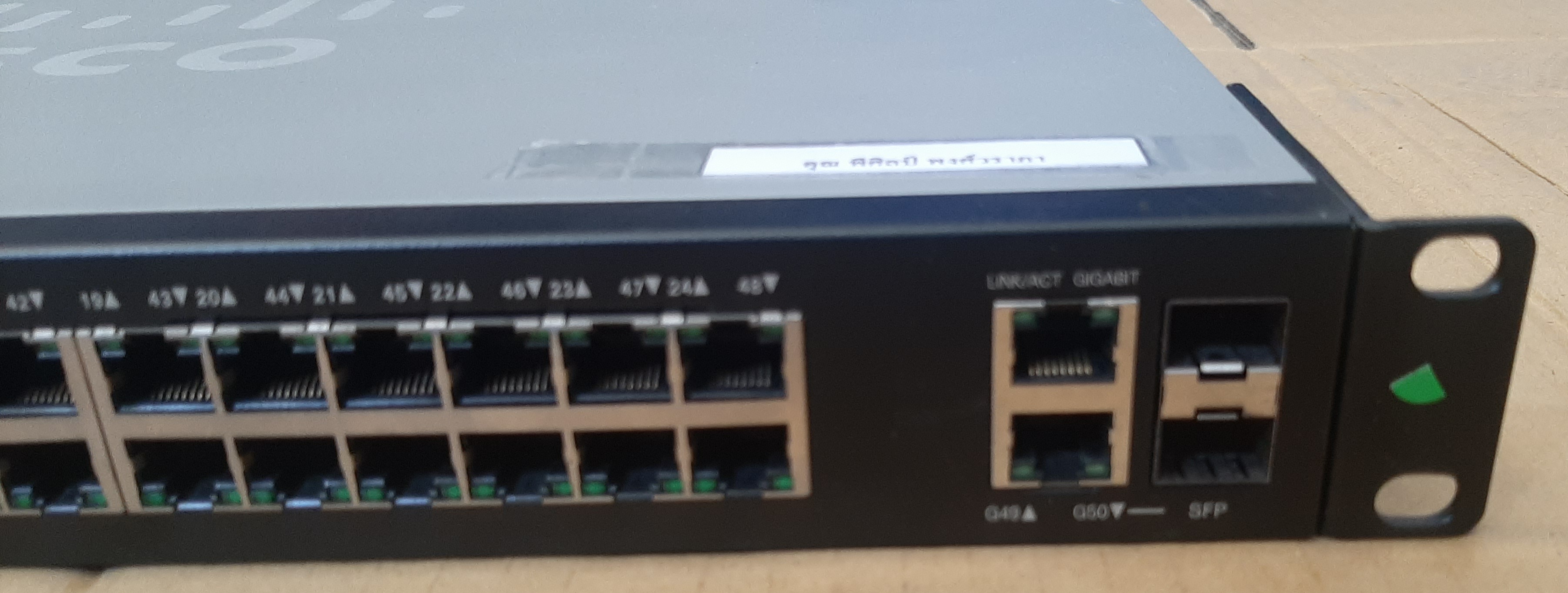 สวิตช์มือสอง ยี่ห้อ Cisco รุ่น SG200-50 50Port สภาพดี ประกันร้าน 1 เดือน