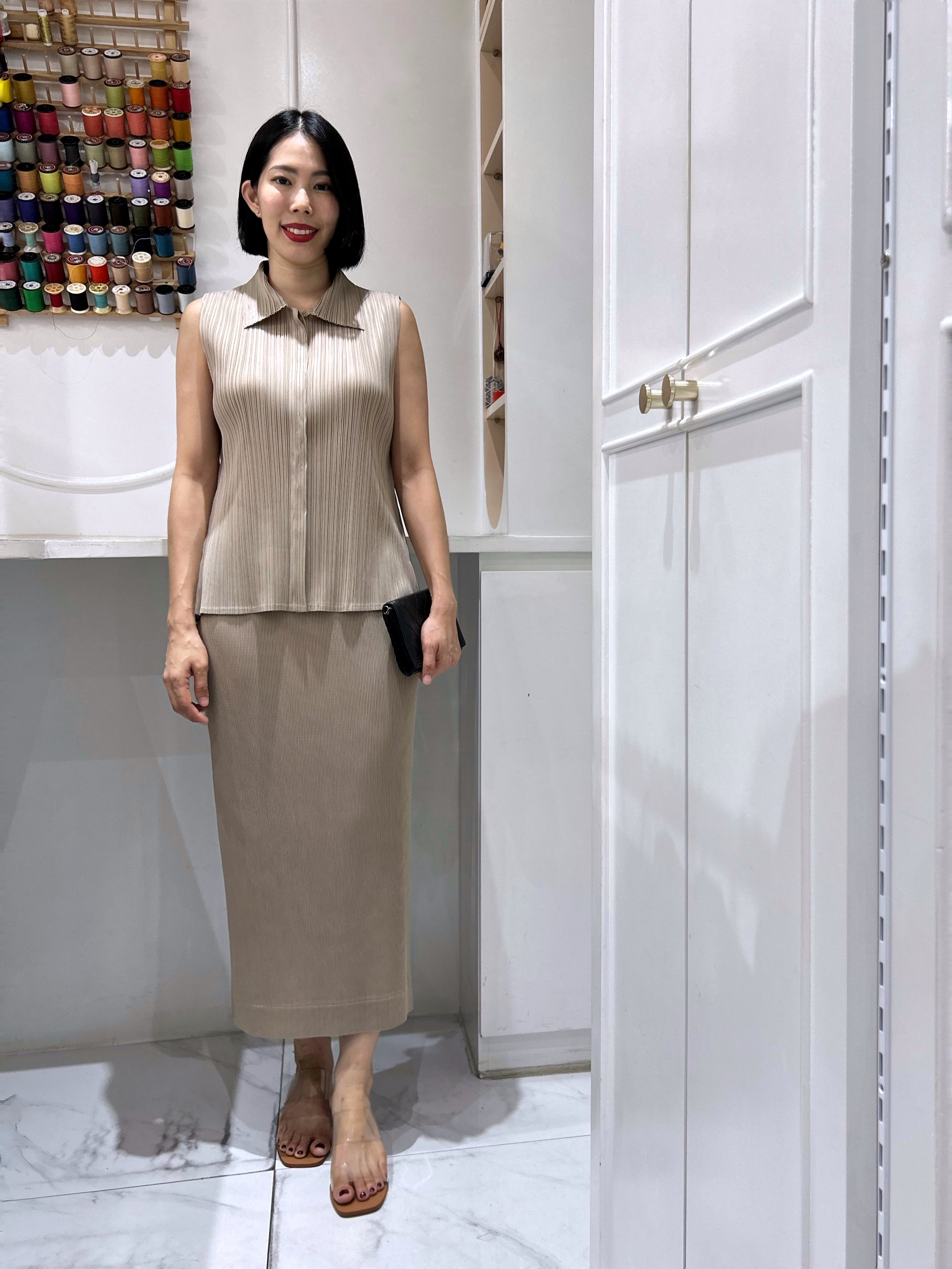 2MUAY รุ่น GJO11055-9 / GJO1821-9 เซ็ตพลีท COLLAR BUTTON FRONT TOP WITH SKIRT PLEATED SET 5 สี FREE SIZE