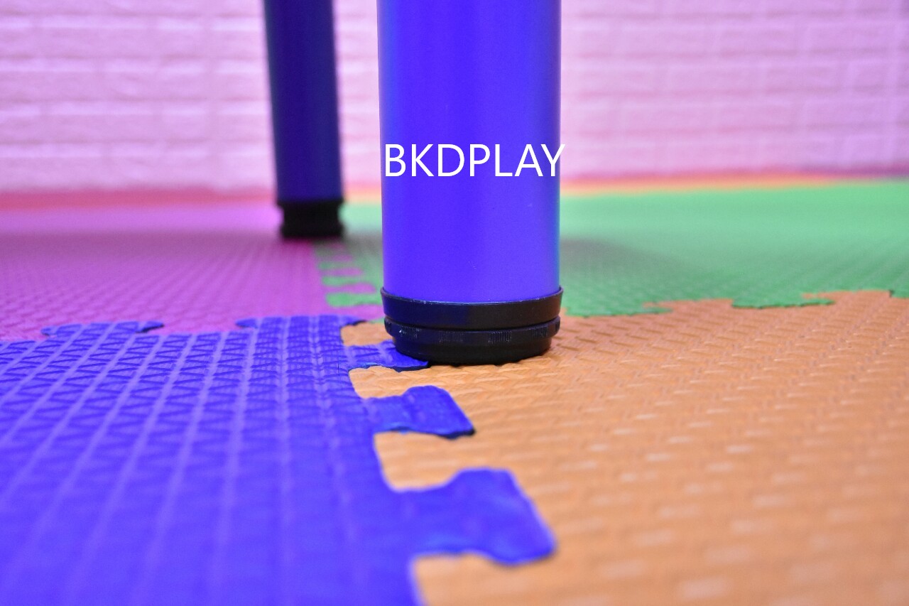 โต๊ะทรงถั่ว โต๊ะเสี้ยวเสี้ยว โต๊ะเรียนพลาสติก เด็กอนุบาล ขาเหล็ก ราคาโรงงาน พร้อมส่ง คิดค่าส่งตามจริงKF-0051