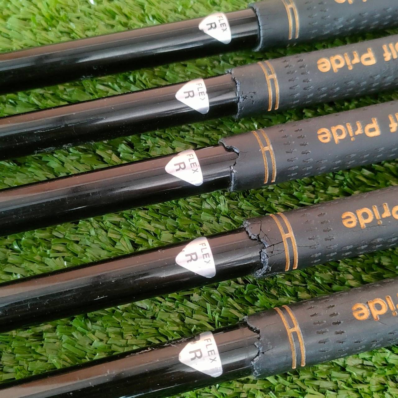 ชุดเหล็ก GULLIVER ALPHABIT มีเหล็ก 6-9 เเละ PW ก้าน B-TITAN ALPHABIT FLEX R