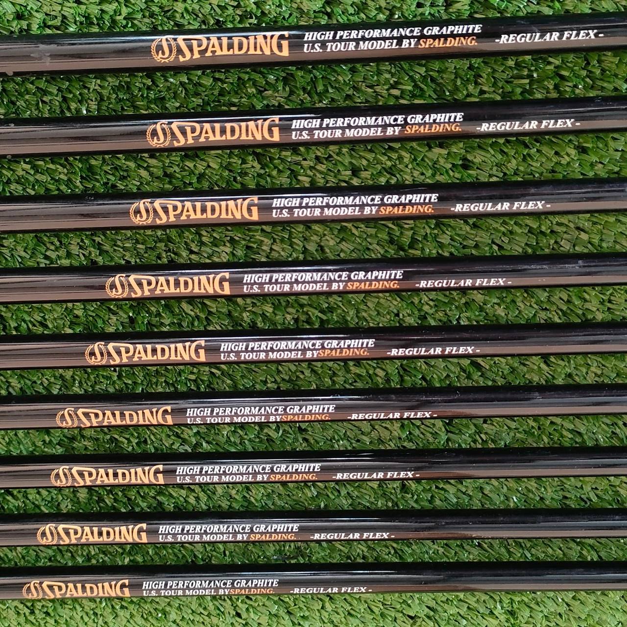 ชุดเหล็ก SPALDING DOT PLUS TOUR MODEL มีเหล็ก 3-9 เเละ PW SW ก้าน SPALDNG FLEX R ตีง่ายมาก คุณภาพเยี่ยม