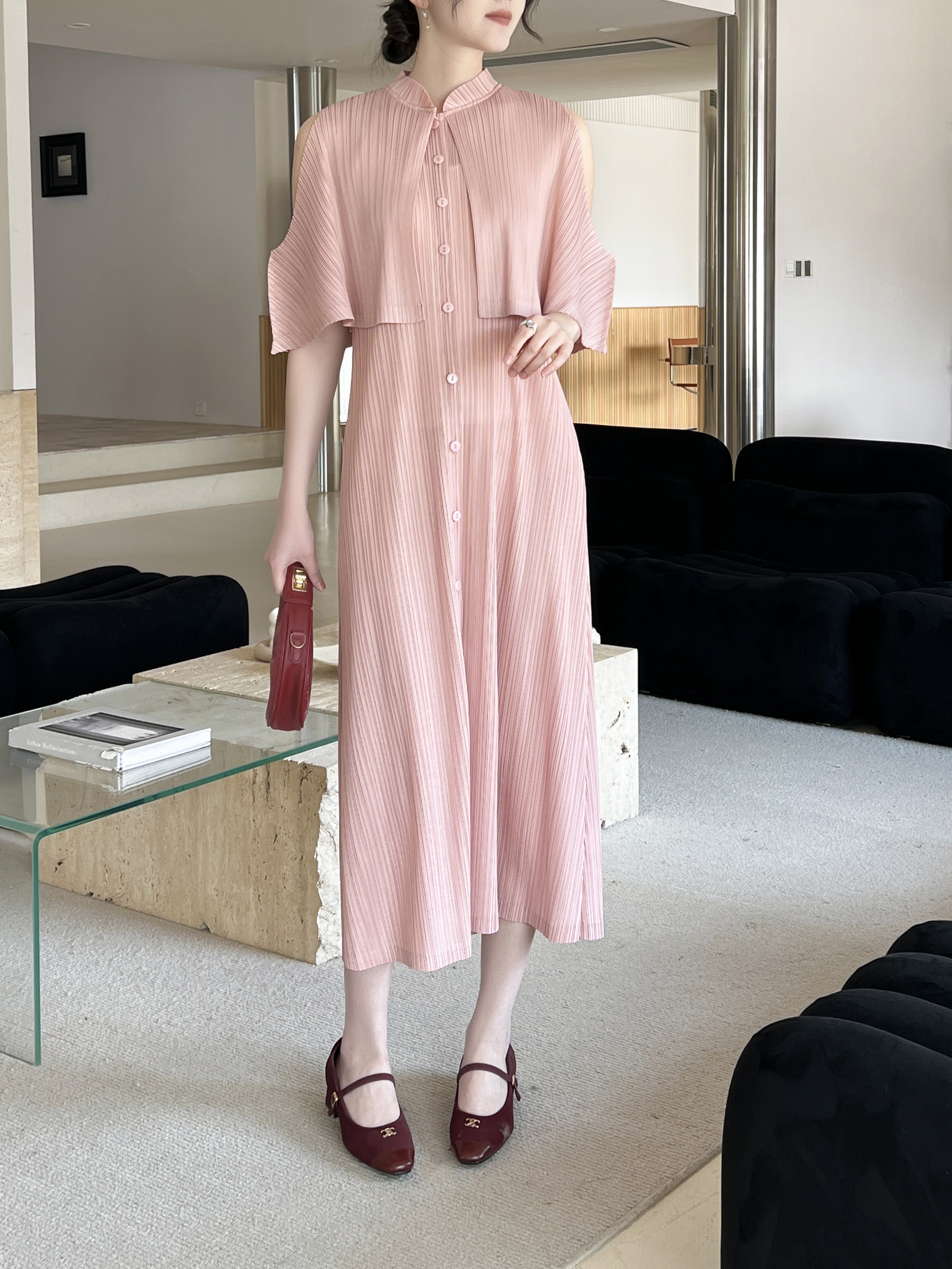 2MUAY รุ่น GJO1071 เดรสพลีทคุณภาพSLEEVELESS BUTTON FRONT LAYER PLEATED DRESS 12 สี FREE SIZE