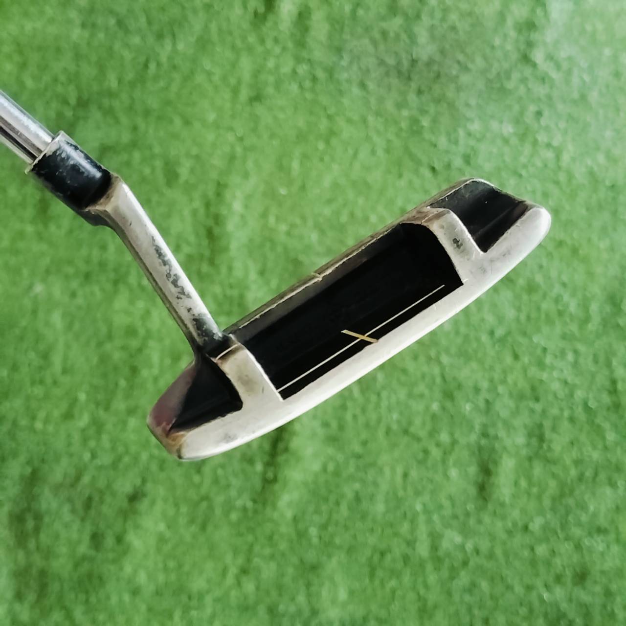 Titleist Dead Center Putter SP-201 ยาว 35 นิ้ว กริพเปลี่ยนใหม่อย่างดี ตัวเด็ดๆ เจ๋งๆสุดๆ ของ Titleist เลยค่ะ ไม้กอล์ฟพรีเมี่ยมมือสอง ของแท้ By NakaraLuxurious