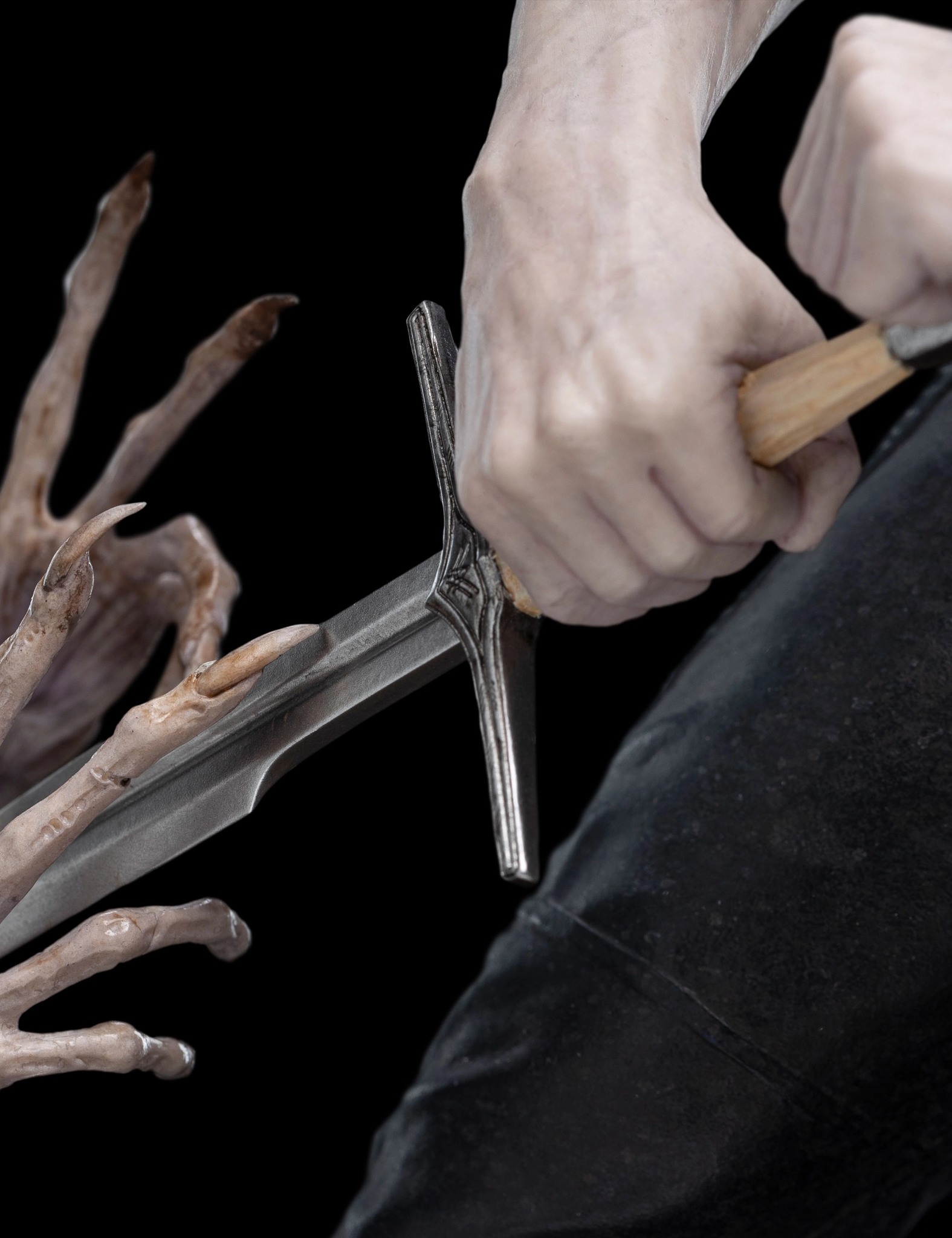 [สั่งจอง]Weta Workshop : Geralt the White Wolf (The Witcher)