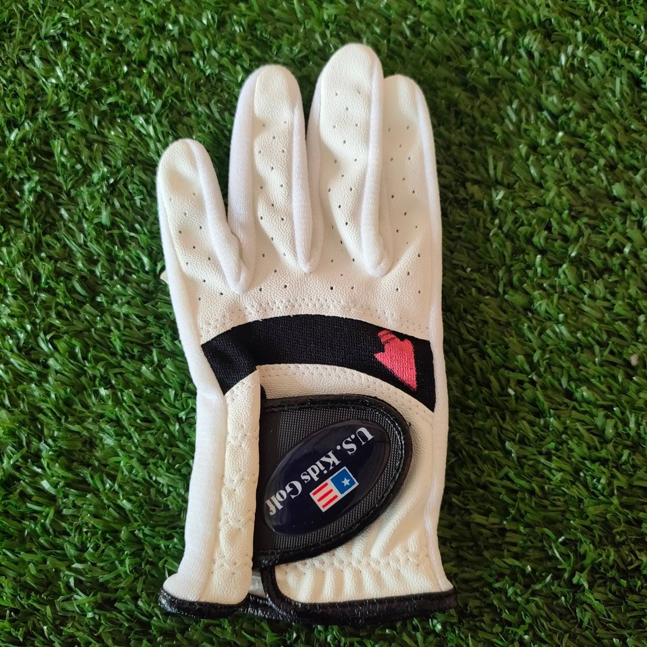 ถุงมือกอล์ฟสำหรับเด็ก U.S. KIDS ไชส์ S ขนาด SALE ยัง 360 บาท