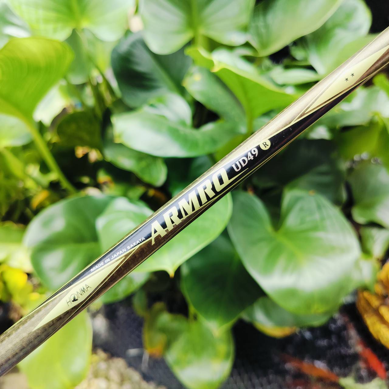 ชุดเหล็ก HONMA BERES MG703 ก้าน ** 2 ดาว ** ก้านถักพรีเมี่ยม เหล็กหน้าเด้งตีไกล สวีตสปอตกว้าง ตีง่าย ก้านเบา 49 กรัม แม้สปีดไม่แรงก็สามารถเร่งสปีดได้ดีมาก MADE IN JAPAN SAKATA ไม้กอล์ฟพรีเมี่ยม ของแท้ By NakaraLuxurious