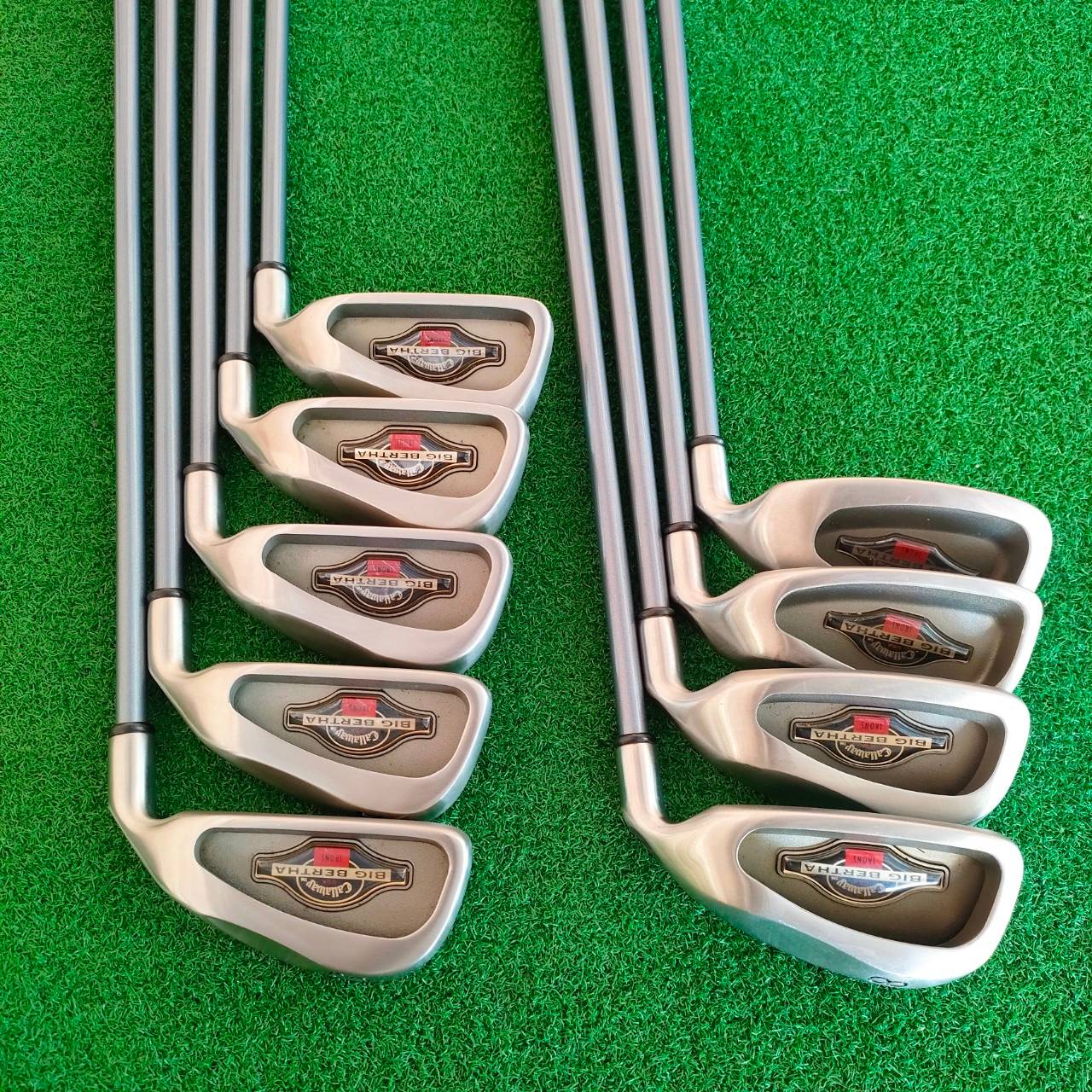 ชุดเหล็ก CALLAWAY BIG BERTHA มีเหล็ก 3-9 เเละ PW SW ก้าน RCH 90 FLEX R ชุดยอดนิยมสุด เพราะใบใหญ่ ตีง่ายๆ แต่ความรู้สึกดีมาก