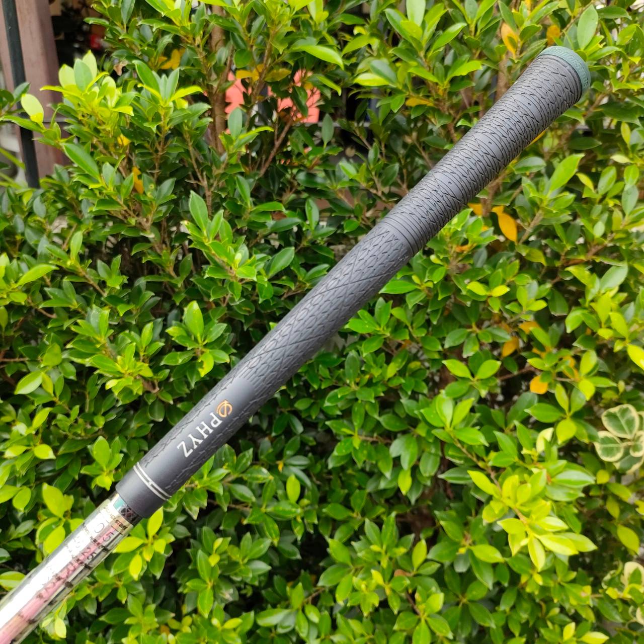 DRIVER TOURSTAGE PHYZ ก้าน PHYZ PZ-501W FLEX SR องศา 10.5 หน้าเด้งตีไกลก้านเบา เหมาะกับ คนเอเชียโดยเฉพาะคนไทย เป็นไม้รุ่น Premium ที่สุด ของแบรนด์ TOURSTAGE ท็อปที่สุด นำเข้าจากประเทศญี่ปุ่น