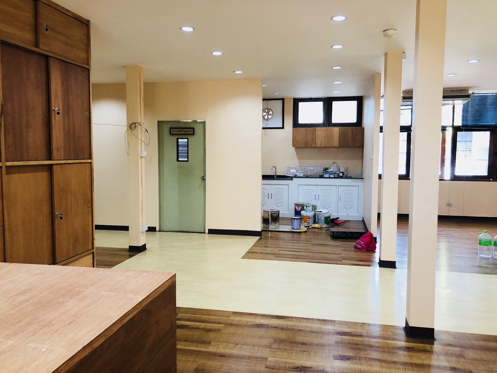 งานปรับปรุง กองทัพเรือ หน่วยโยธาทหารเรือ (กพ.ชย.ทร.).