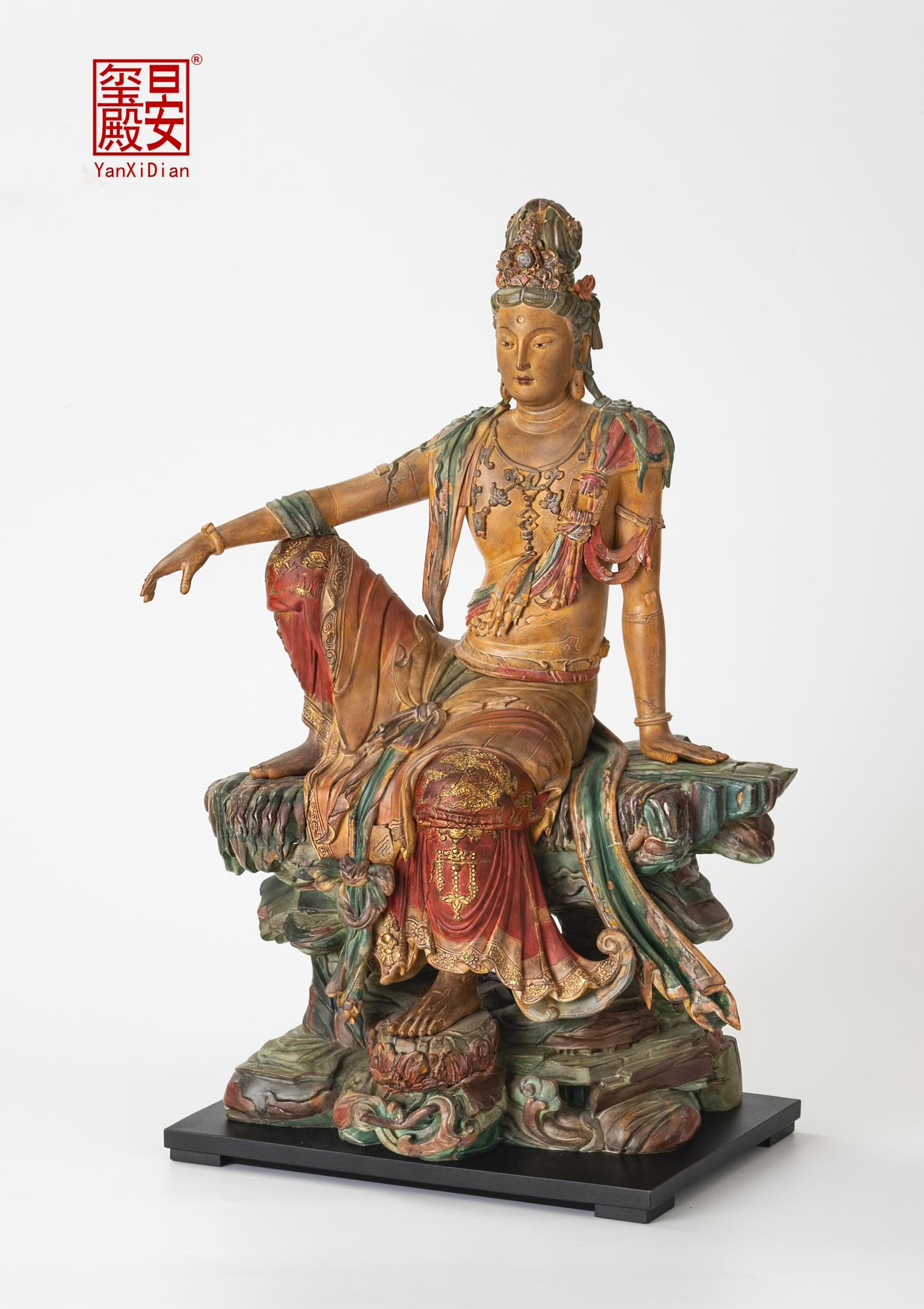 [สั่งจอง] Yan Xi Dian : Liao Song Water-moon Avalokiteshvara Statue