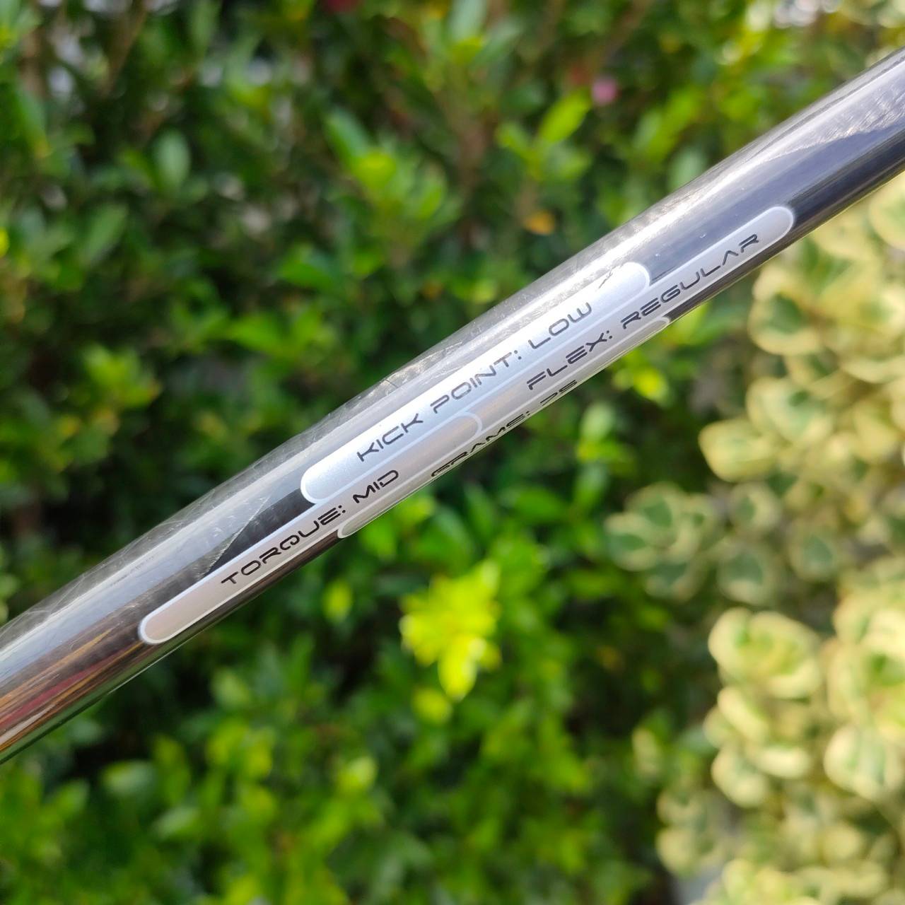 FW DDH KNIFE STAINLESS ก้าน RAPPORT FLEX R องศา 20 ด้านล่างของไม้ถูกออกแบบ ให้สอดไปกับพื้นได้ดีมากๆ
