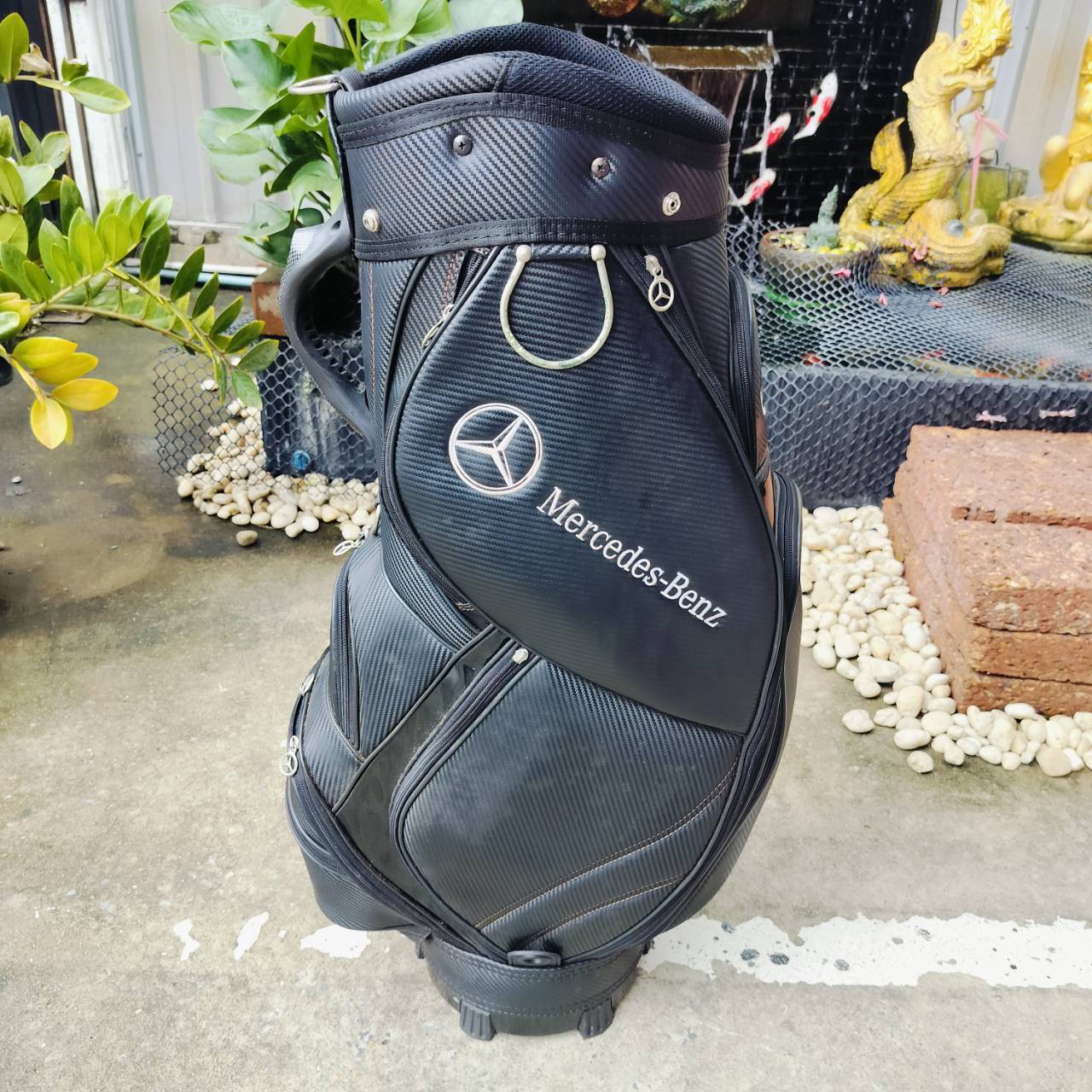 *** ไม่มีสายสะพาย *** ถุงกอล์ฟ MERCEDES BENZ ถุงลายเคฟล่าสวย ดุดันมากค่ะ ไม้กอล์ฟพรีเมี่ยมญี่ปุ่นมือสอง ของแท้ By NakaraLuxurious