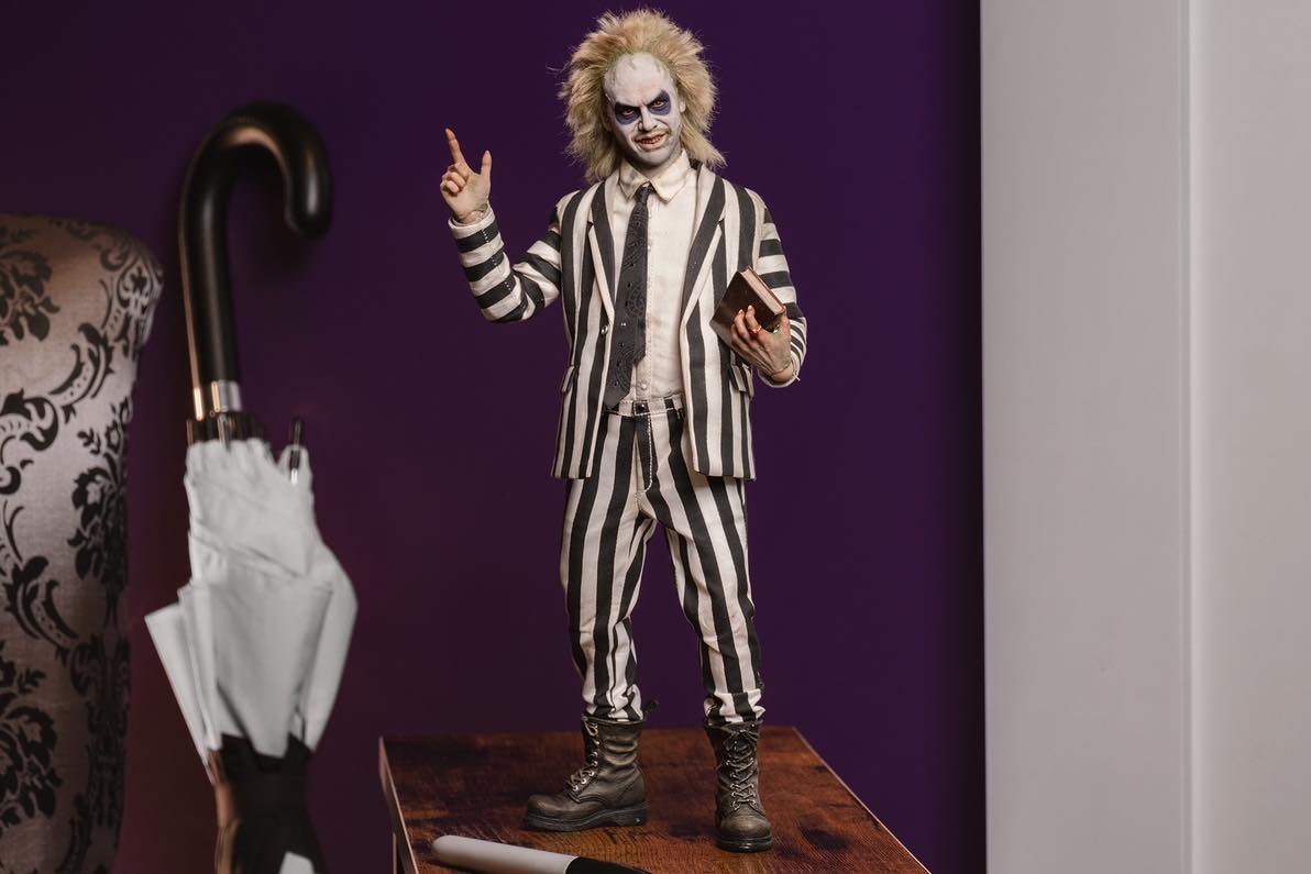 [สั่งจอง]Sideshow 100490 1/6 : BEETLEJUICE