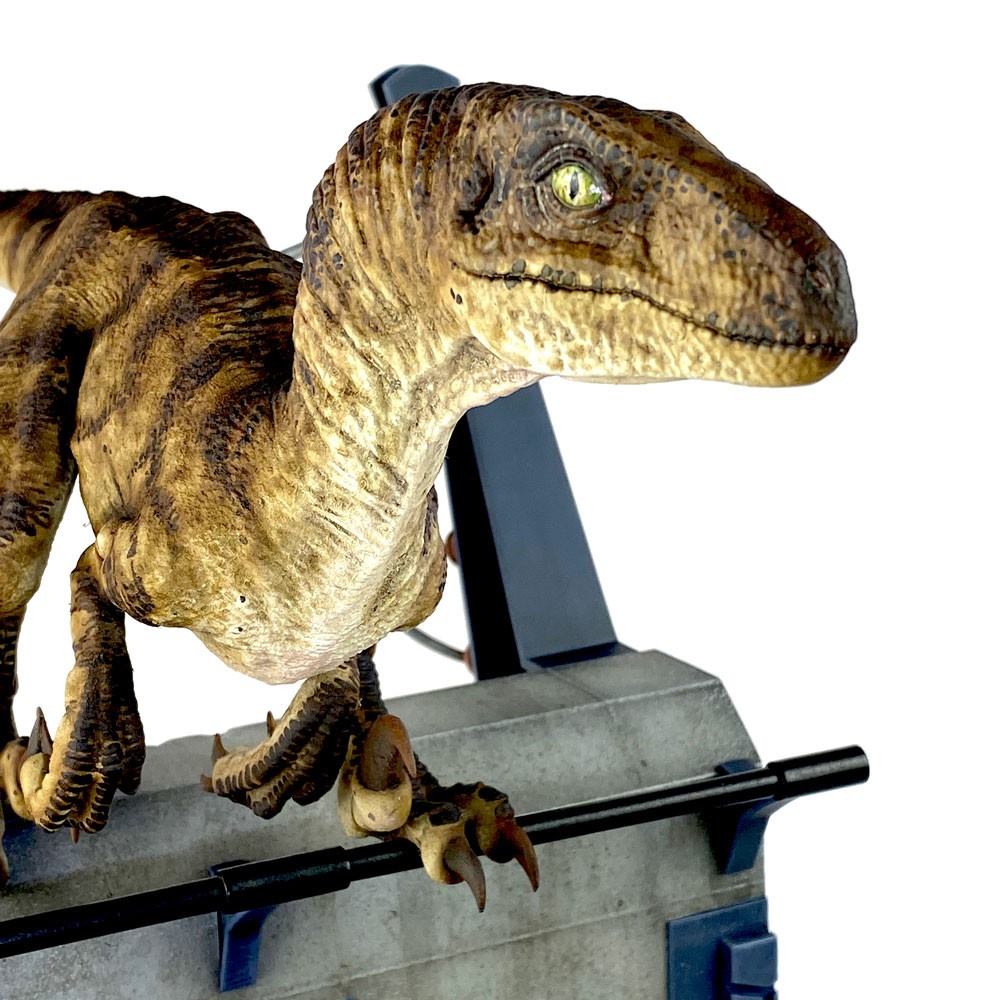 [สั่งจอง]Chronicle Collectibles 906665 : Breakout Raptor