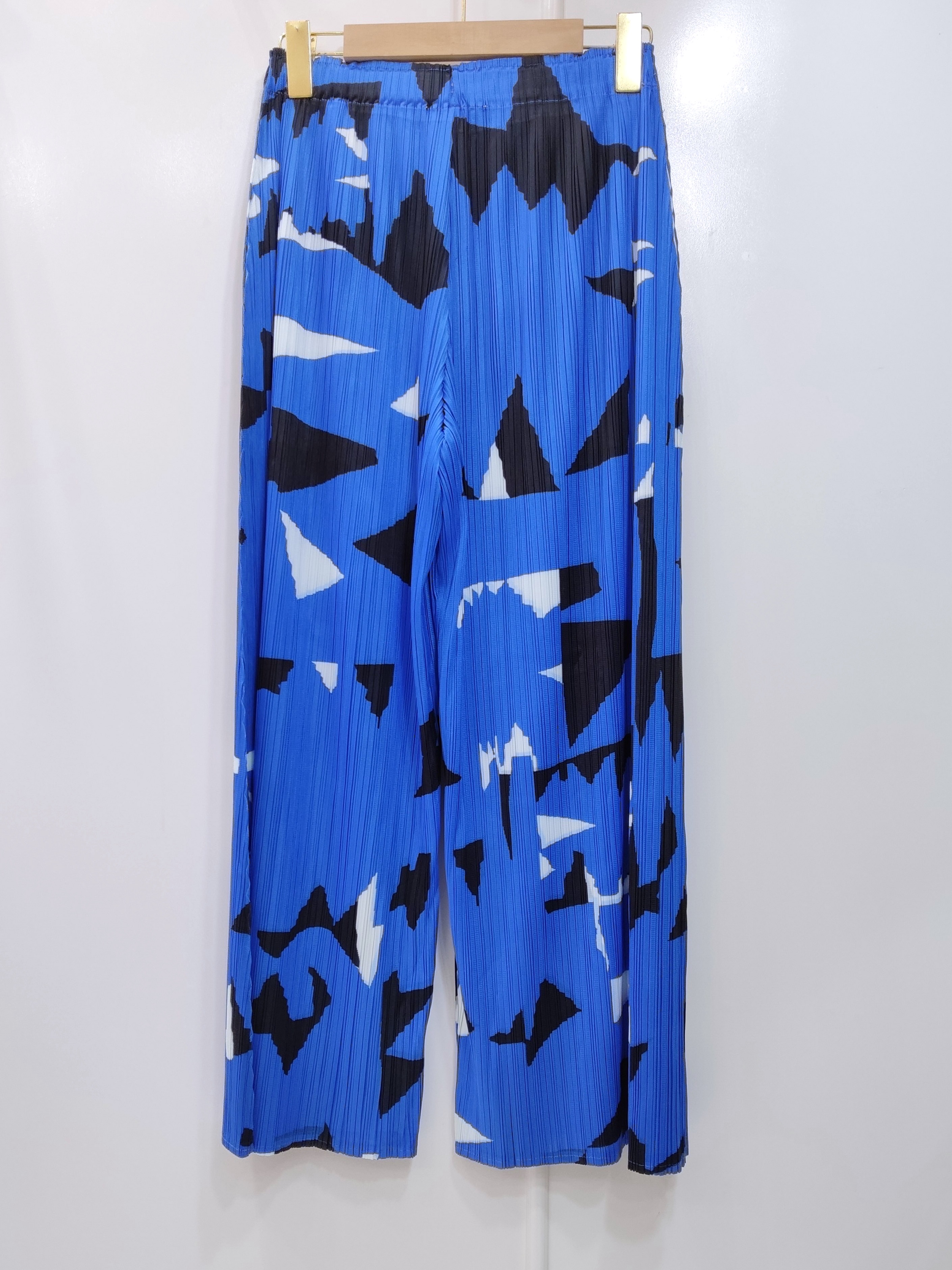 ปรับราคาลง20%!! 2MUAY รุ่น CX90810T / CX90810P เซ็ตพลีทคุณภาพ PRINTED SHORT SLEEVE TOP WITH PANTS PLEATED SET 2 สี FREE SIZE