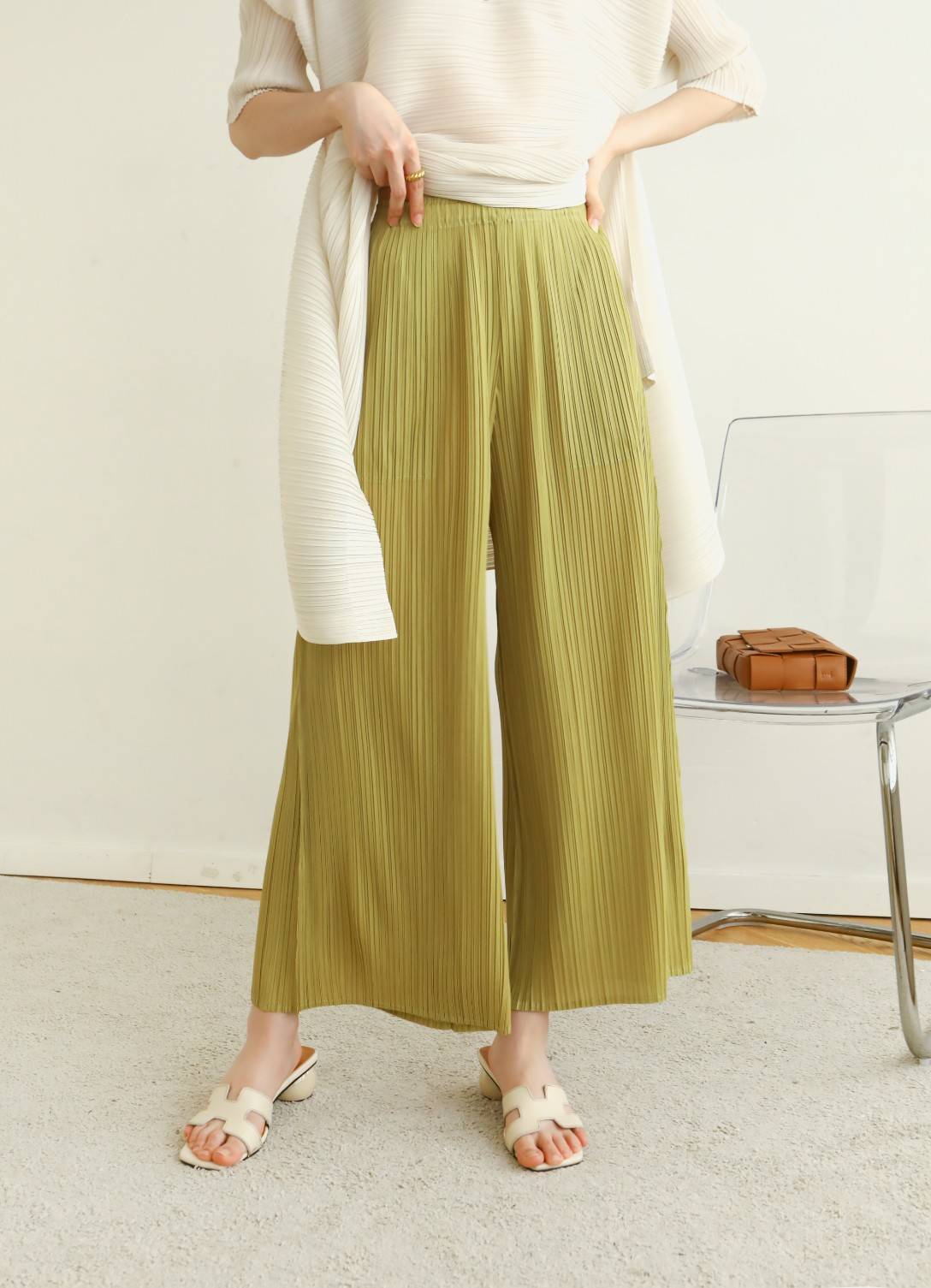 ปรับราคาลง20%!! ยาว 35.5นิ้ว!! 2MUAY รุ่น GJO2122 กางเกงผู้หญิง กางเกงพลีทคุณภาพ 6สี FREE SIZE LOOSE STRAIGHT PLEATED PANTS