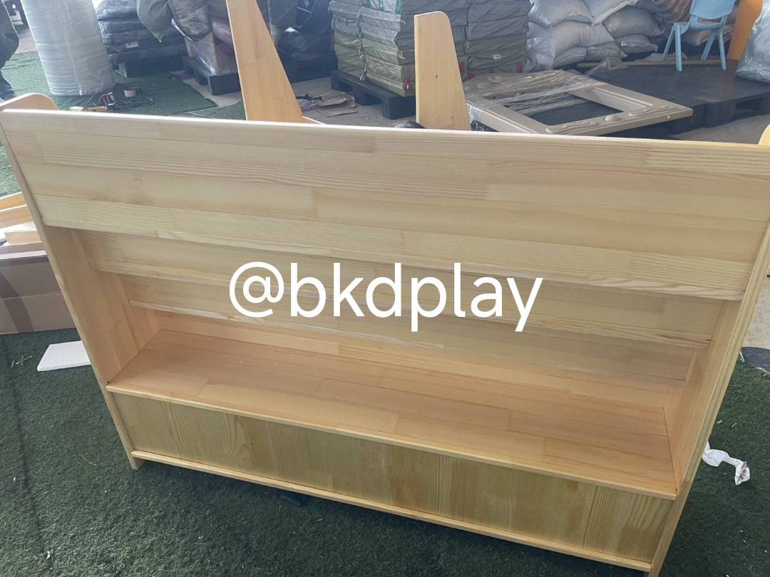 ชั้นวางหนังสือไม้คอมโพสิต 3 ชั้น , ชั้นหนังพร้อมช่องเก็บของ,เฟอร์นิเจอร์เด็ก พร้อมส่ง