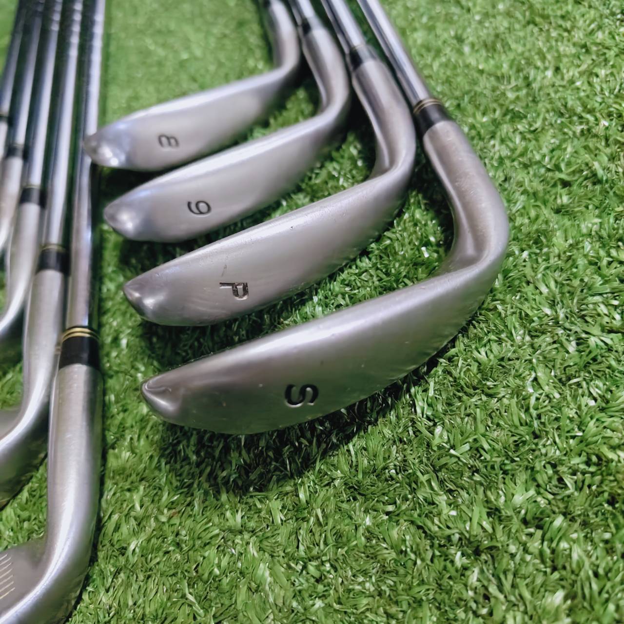 ชุดเหล็ก TaylorMade r7 – ตีง่าย ฟีลดี เพิ่มสปีดแม้ตีไม่โดนกลางหน้าไม้!