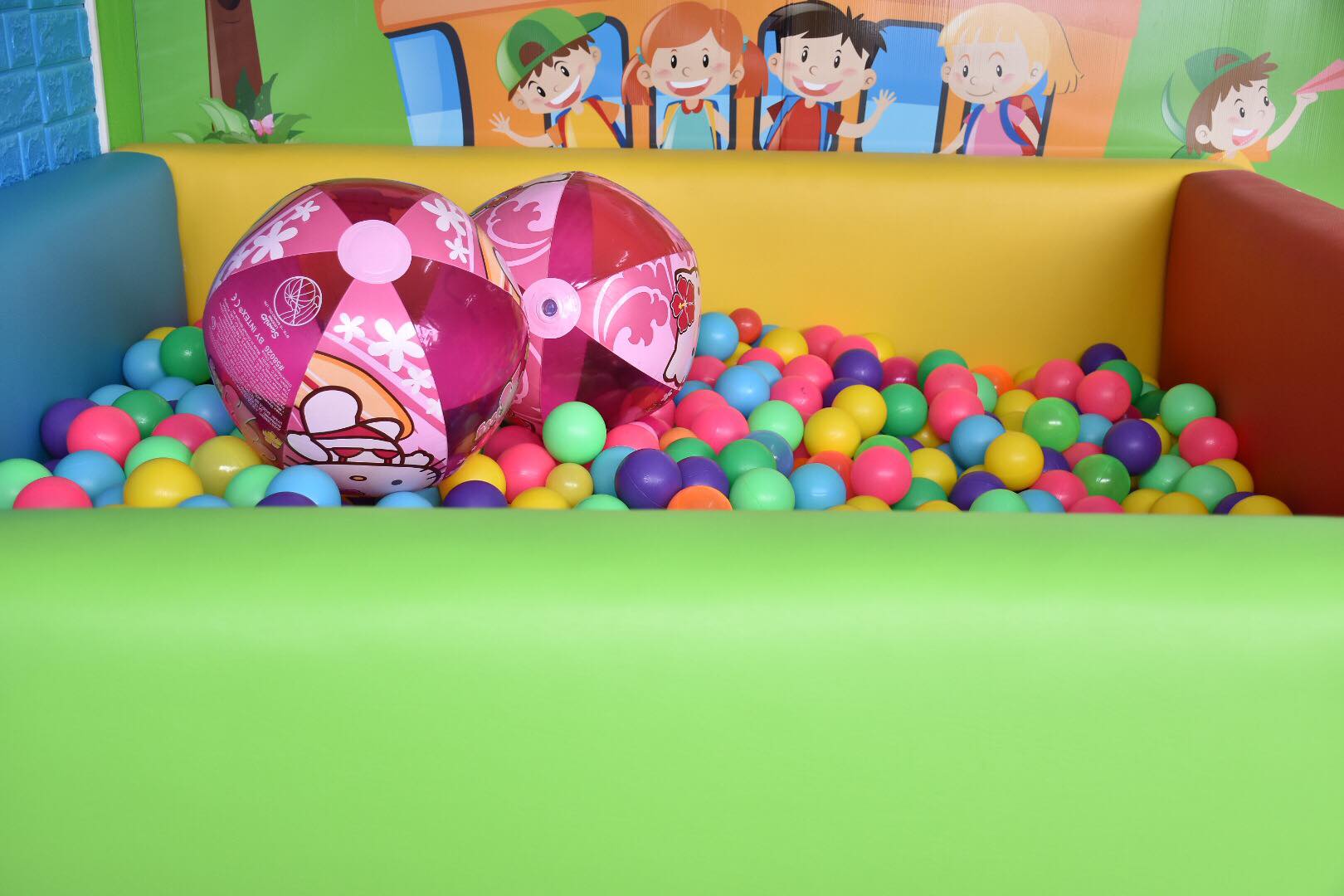 รับสั่งทำ คอกกั้นเด็ก เบาะนุ่มนิ่ม,บ่อบอล,คอกกั้น, ห้องบอล เด็ก, คอกpvc เครื่องเล่นสนามในร่ม Kid Zone รับทำบ้านบอลในห้าง