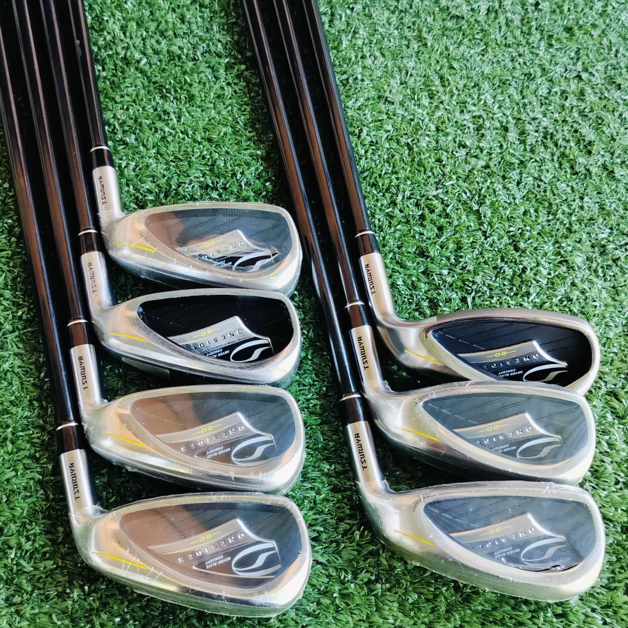 ชุดเหล็ก TSURUYA ONESIDER EO สภาพสวยนางฟ้า เหมือนของใหม่ แกะพลาสสิกแค่เหล็ก 7 และ SW MADE IN JAPAN 100% สุดพรีเมี่ยม มีเหล็ก 5 6 7 8 9 P S ก้านกราไฟท์ FLEX R ไม้กอล์ฟพรีเมี่ยมมือสอง ของแท้ By NakaraLuxurious
