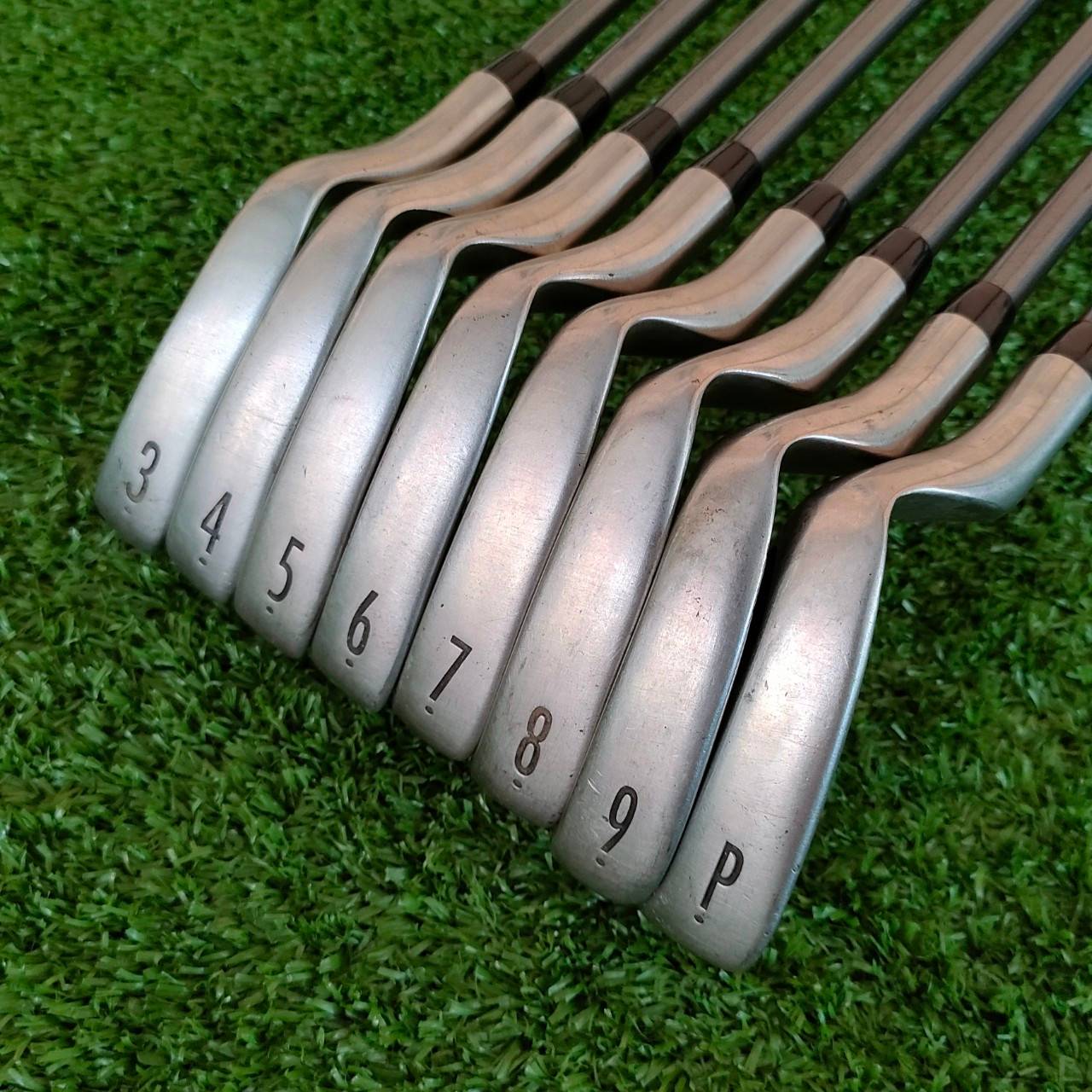 ** ไม้กอล์ฟสำหรับท่านที่ถนัดซ้าย ** ชุดเหล็ก CLEVELAND VAS + มีเหล็ก 3-9 เเละ PW ก้าน FUJIKURA FLEX R