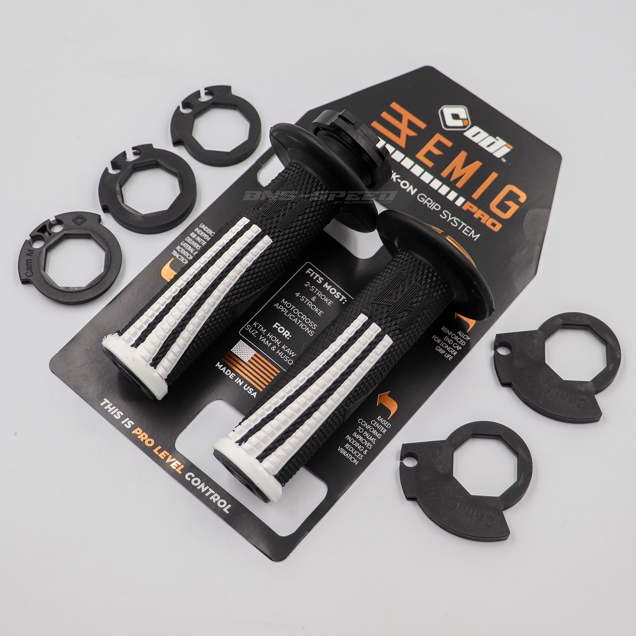 ปลอกแฮนด์ ODI Grip Emig Pro V2 Lock-On Black/White