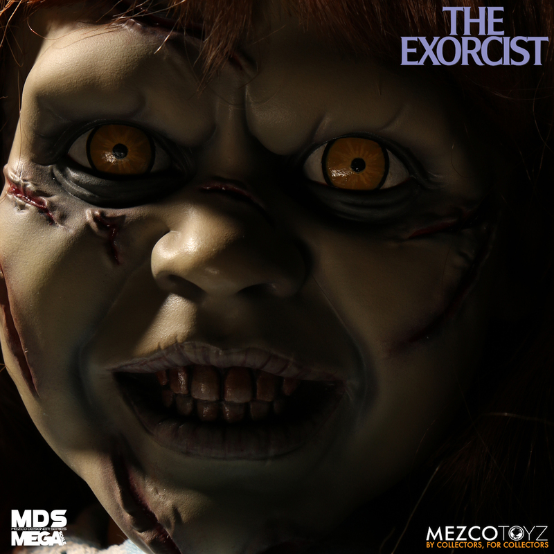 [สั่งจอง] Mezco Toys MDS MEGA SCALE 15" : Exorcist with Sound Feature