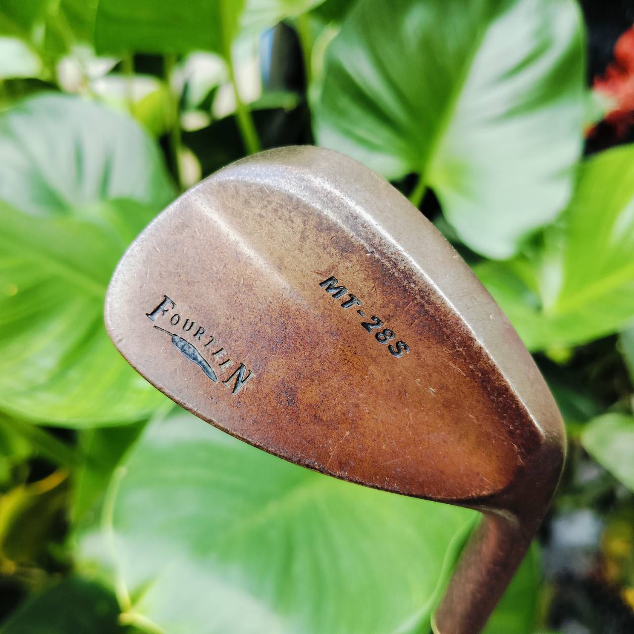 WEDGE FOURTEEN MT-28S องศา 56 ก้าน NS PRO 950 FLEX R กริพ IOMIC WEDGE FORGED พรีเมี่ยม อันดับ 1 ญี่ปุ่น ไม้กอล์ฟพรีเมี่ยมมือสอง ของแท้ By NakaraLuxurious