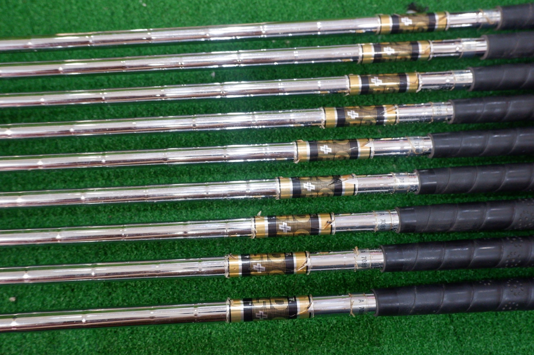 IRON SET DAIWA ADVISOR TOUR CAVITY