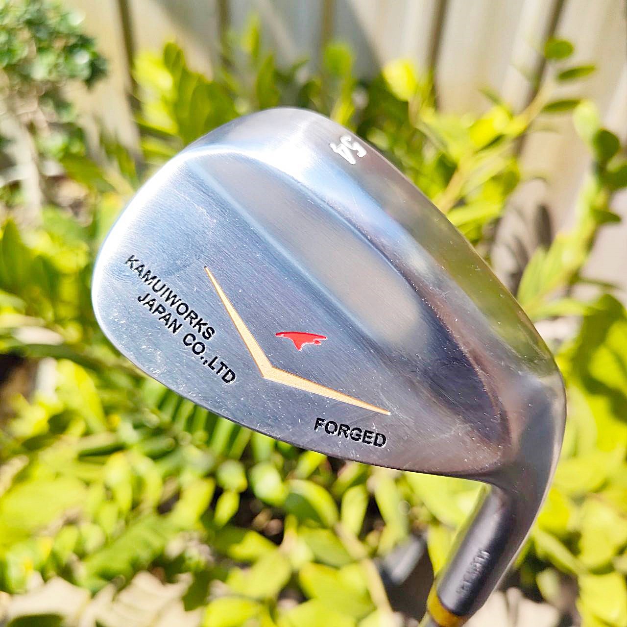 WEDGE KAMUIWORKS FORGED องศา 54 ก้าน GOLD SERIES R300 เป็น FRGED PREMIUM JAPAN แท้ๆ ไม้กอล์ฟมือสอง ของแท้ BY NakaraLuxurious