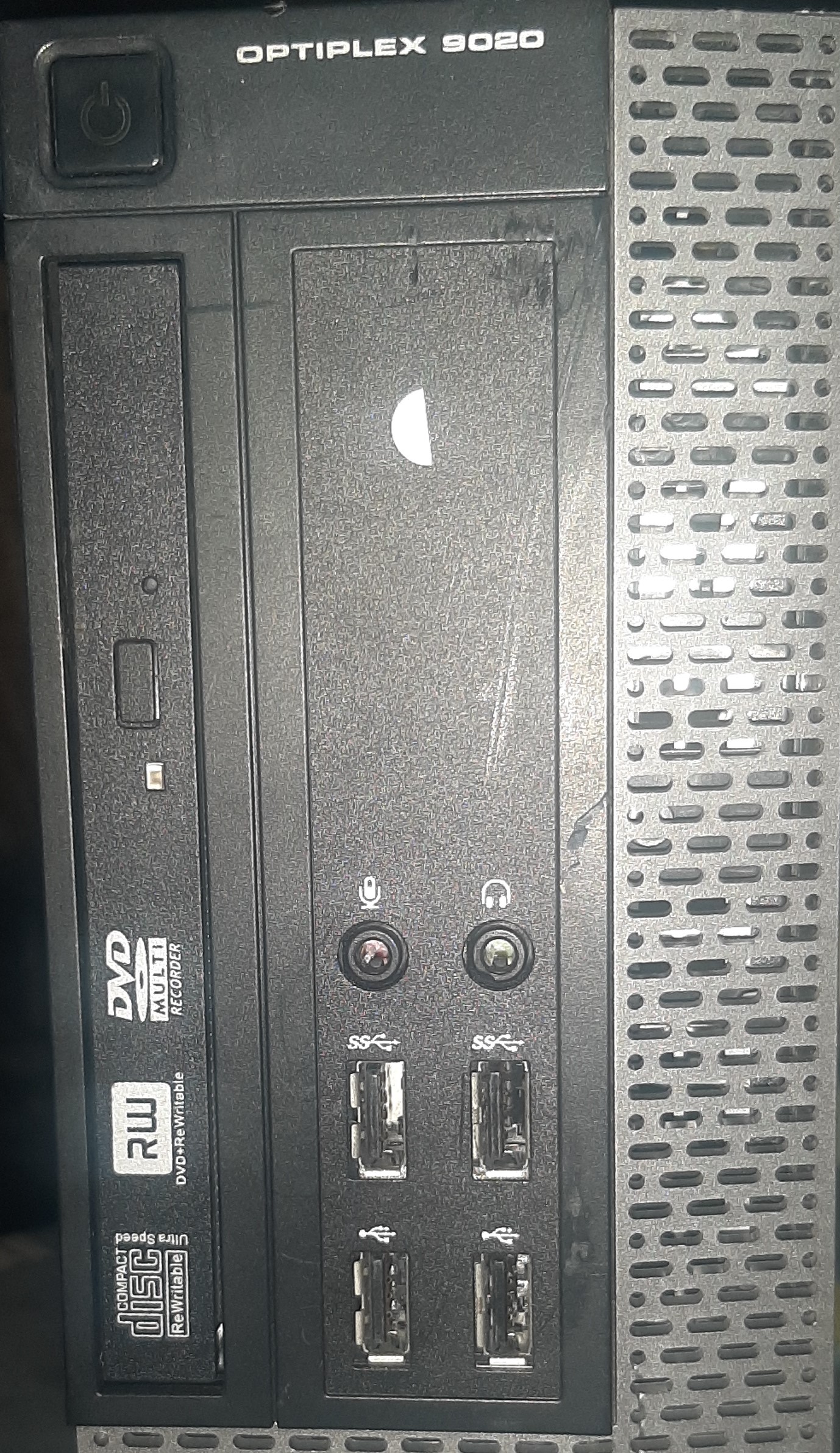 Dell Optiplex 9020 SFF (CPU : i7-4770 Ram : 8 GB SSD: 120 GB Free Wifi)