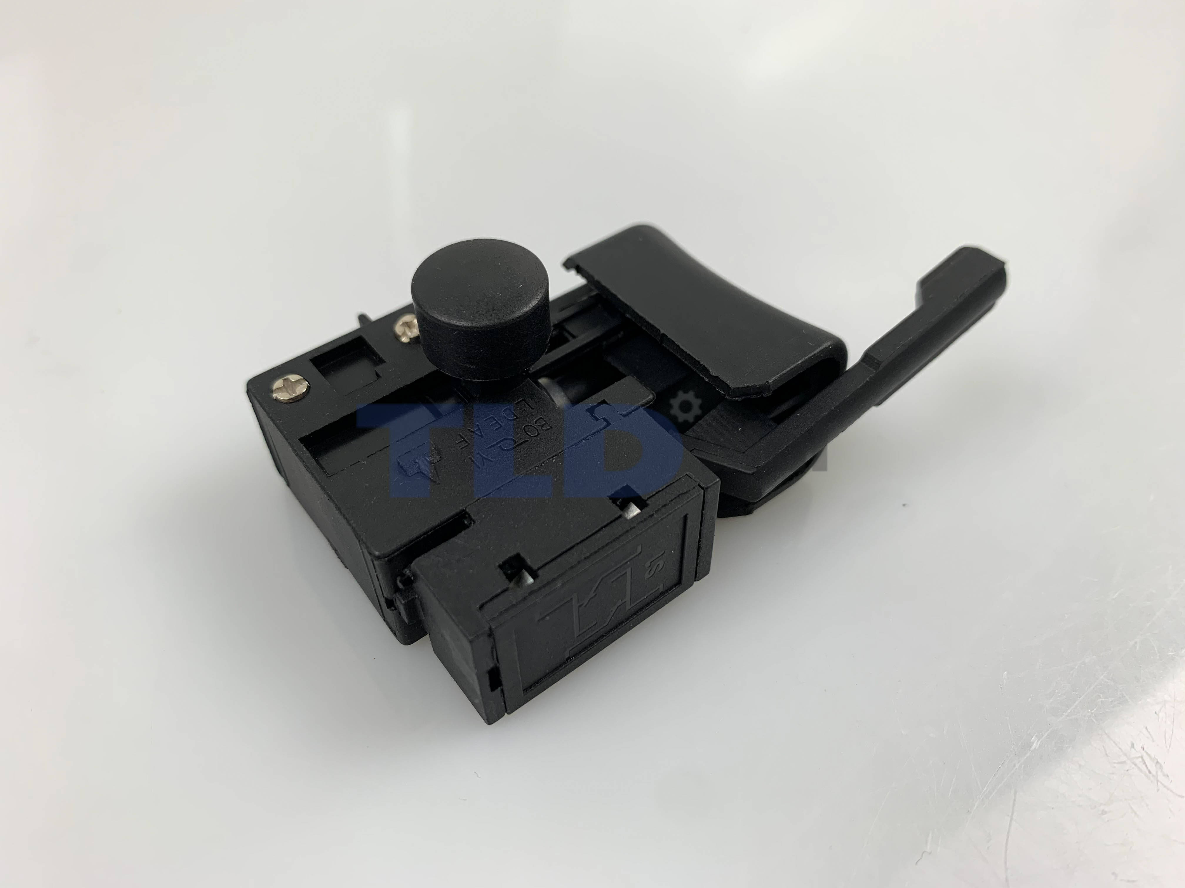 สวิทซ์ #3/1 สว่าน สวิทซ์สว่าน ยี่ห้อ Maktec และ Makita รุ่น MT602, MT603, MT606, MT607, MT651, MT653, MT814, HP1630, 6412, 6413, M6001B, M6501, M6001, M6002B, M8100 สวิทซ์สว่าน มากีต้า แมคเทค (ทุกรุ่นใช้สวิทซ์ตัวเดียวกัน)