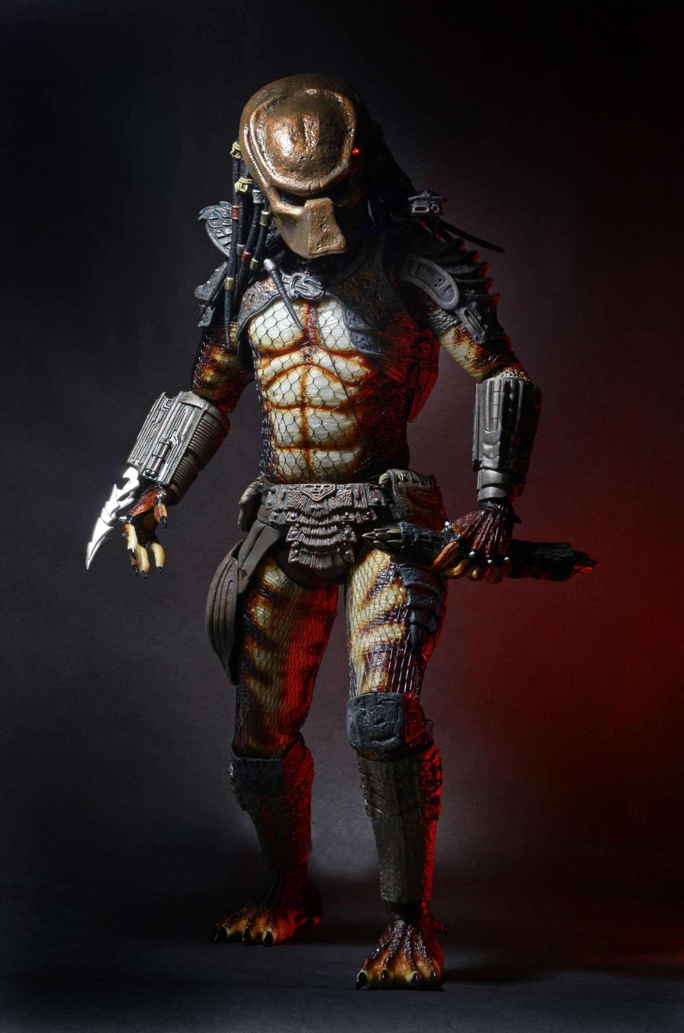 [สั่งจอง]Neca 1/4 : Predator with LED Lights (18นิ้ว)