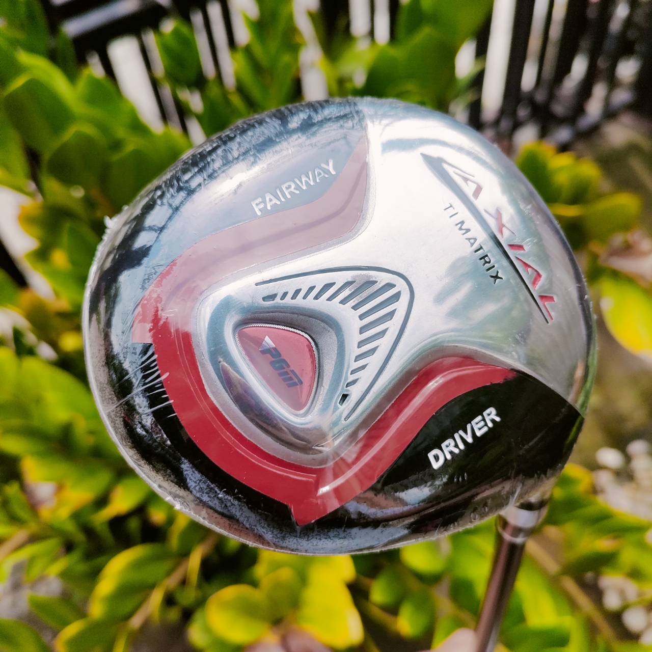 **ไม้กอล์ฟเด็ก** DRIVER PGM AXIAL TI MATRIX ของใหม่ในซีน วัสดุไทเทเนี่ยม ตีง่าย หัวใหญ่ ตีไกลเลยค่ะ ความยาวไม้ 33 นิ้ว สำหรับอายุ 5-8 ปี ไม้กอล์ฟพรีเมี่ยมมือสอง ของแท้ By NakaraLuxurious