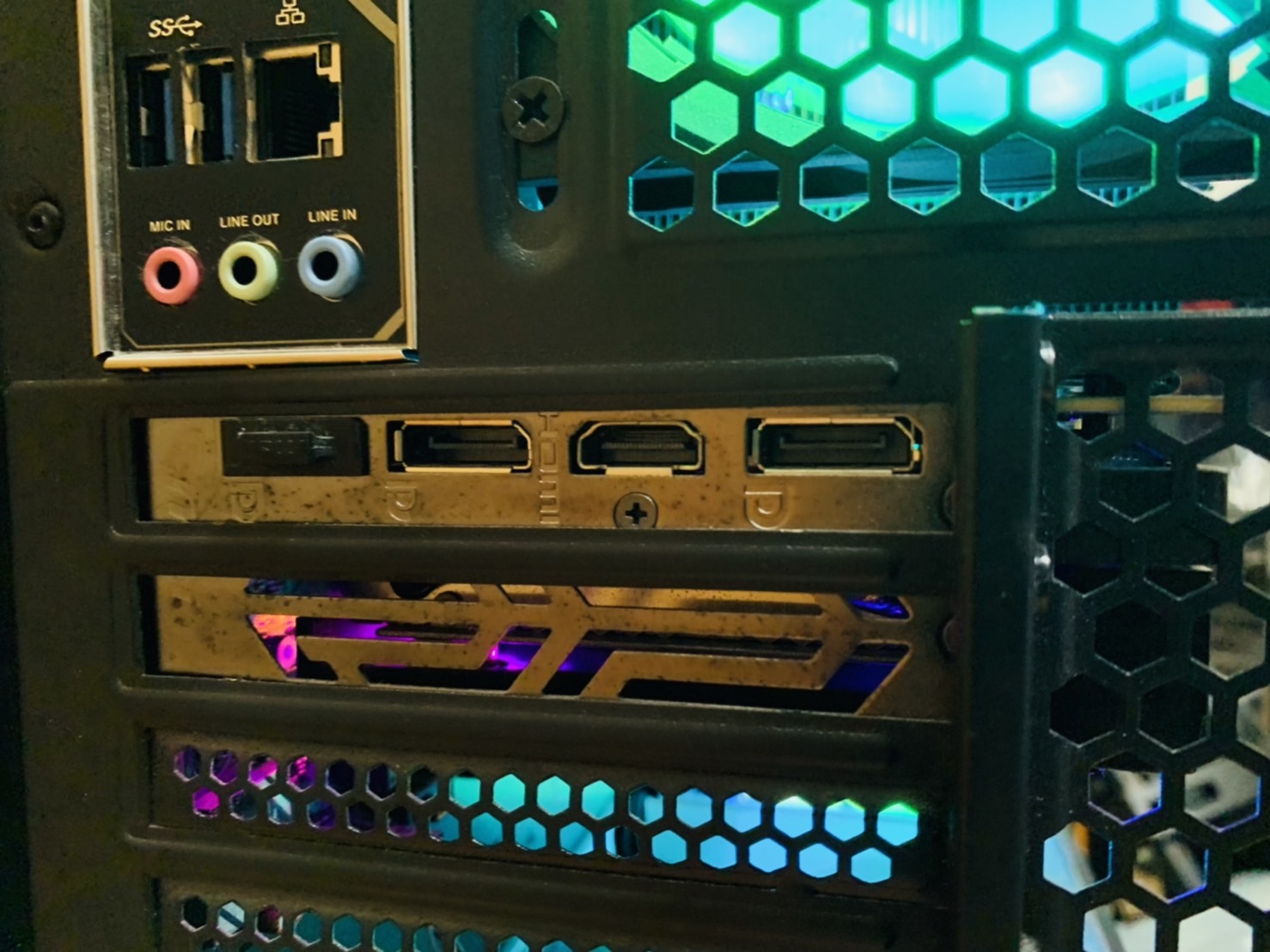 PC ประกอบ Case Ante NX600 Ryzen5 2600 RAM 8 GB SSD 250 GB HDD 1 TB RTX2060 6GB สินค้ามีประกัน