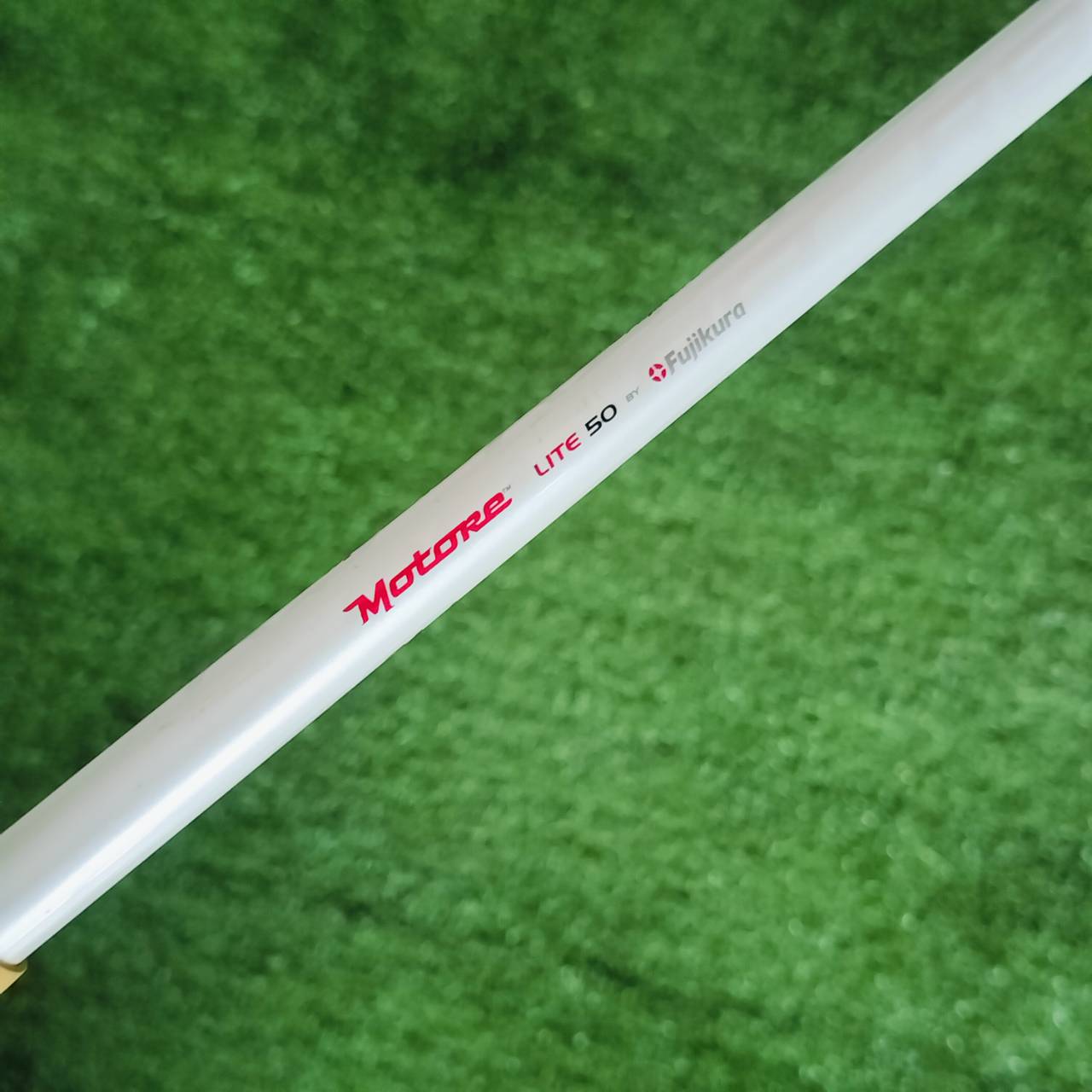 Driver Taylormade R9 MAX TYPE E สุดหายาก!!! เป็น JAPAN SPEC มีขายเฉพาะ ในประเทศญี่ปุ่น รุ่น MAX หน้าเด้งมากๆ ไม้กอล์ฟพรีเมี่ยมมือสอง ของแท้ By NakaraLuxurious
