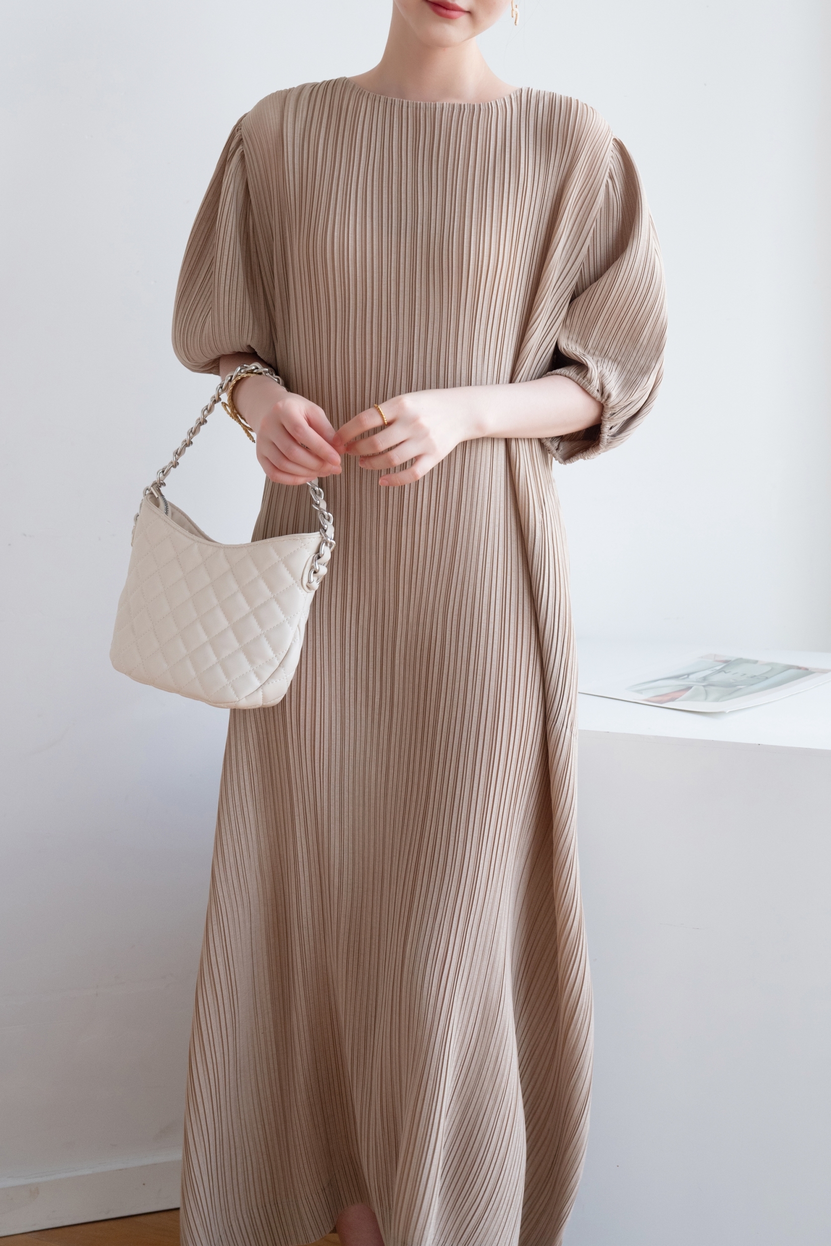 ปรับราคาลง20%!! อกถึง 60 นิ้ว 2MUAY รุ่น GJO1117P เดรสพลีทคุณภาพ BABY DOLL SLEEVE PLEATED DRESS 8 สี FREE SIZE